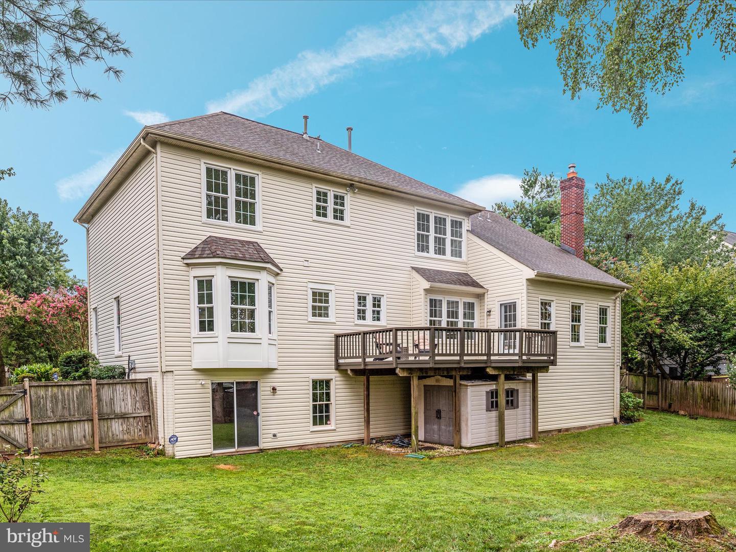 4706 WALNEY KNOLL CT, CHANTILLY, Virginia 20151, 4 Bedrooms Bedrooms, ,2 BathroomsBathrooms,Residential,For sale,4706 WALNEY KNOLL CT,VAFX2261000 MLS # VAFX2261000