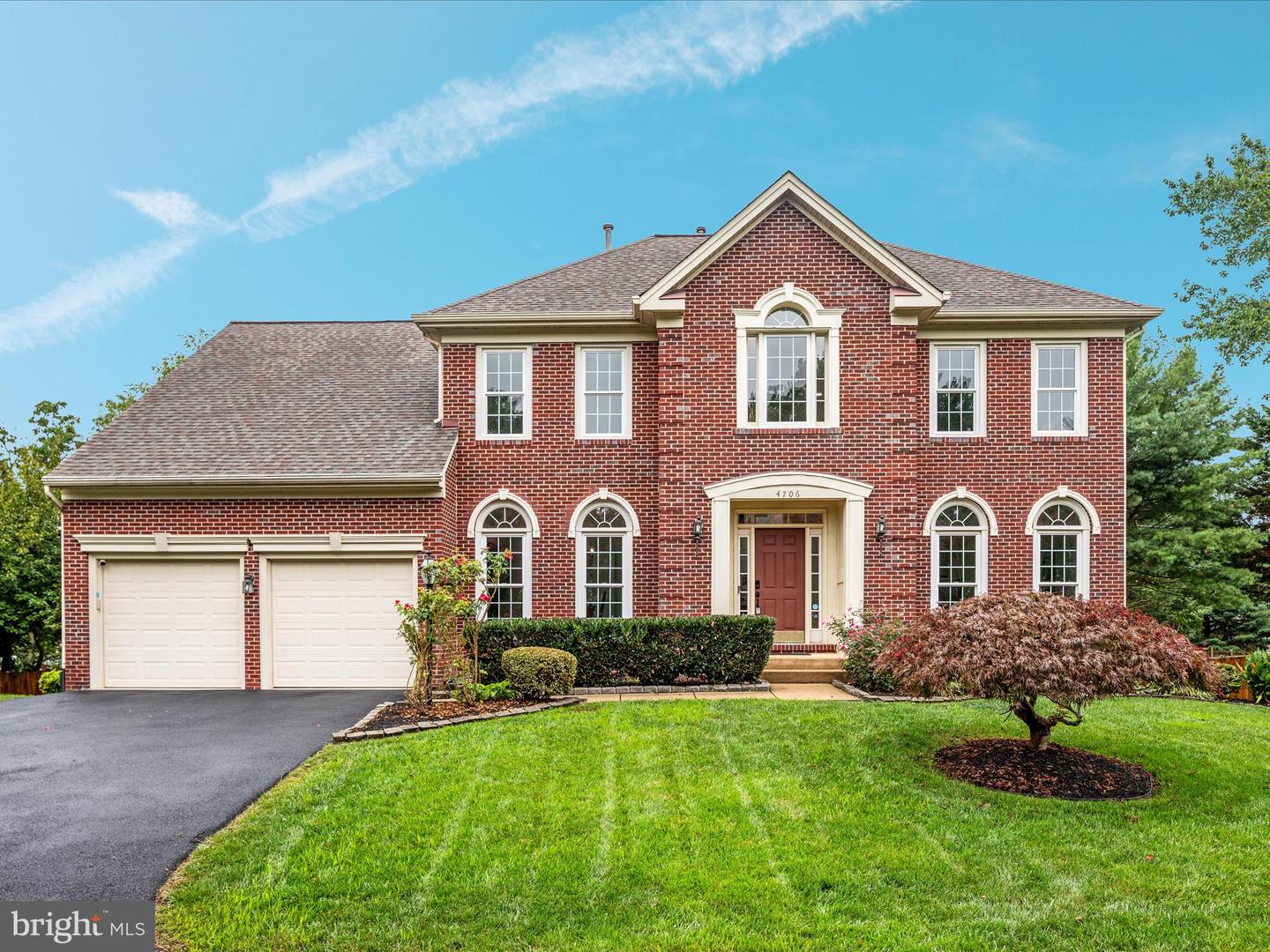 4706 WALNEY KNOLL CT, CHANTILLY, Virginia 20151, 4 Bedrooms Bedrooms, ,2 BathroomsBathrooms,Residential,For sale,4706 WALNEY KNOLL CT,VAFX2261000 MLS # VAFX2261000