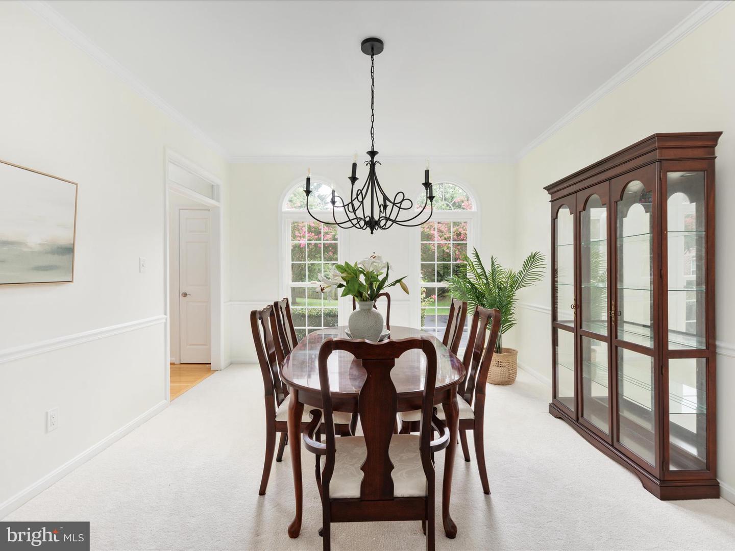4706 WALNEY KNOLL CT, CHANTILLY, Virginia 20151, 4 Bedrooms Bedrooms, ,2 BathroomsBathrooms,Residential,For sale,4706 WALNEY KNOLL CT,VAFX2261000 MLS # VAFX2261000