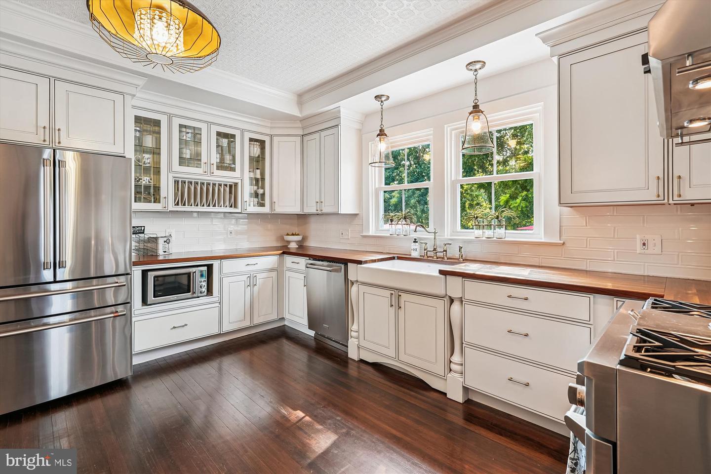 20857 ASHBURN RD, ASHBURN, Virginia 20147, 4 Bedrooms Bedrooms, ,3 BathroomsBathrooms,Residential,For sale,20857 ASHBURN RD,VALO2104486 MLS # VALO2104486