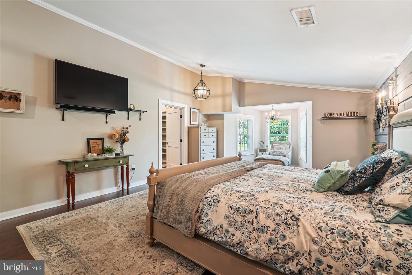 20857 ASHBURN RD, ASHBURN, Virginia 20147, 4 Bedrooms Bedrooms, ,3 BathroomsBathrooms,Residential,For sale,20857 ASHBURN RD,VALO2104486 MLS # VALO2104486