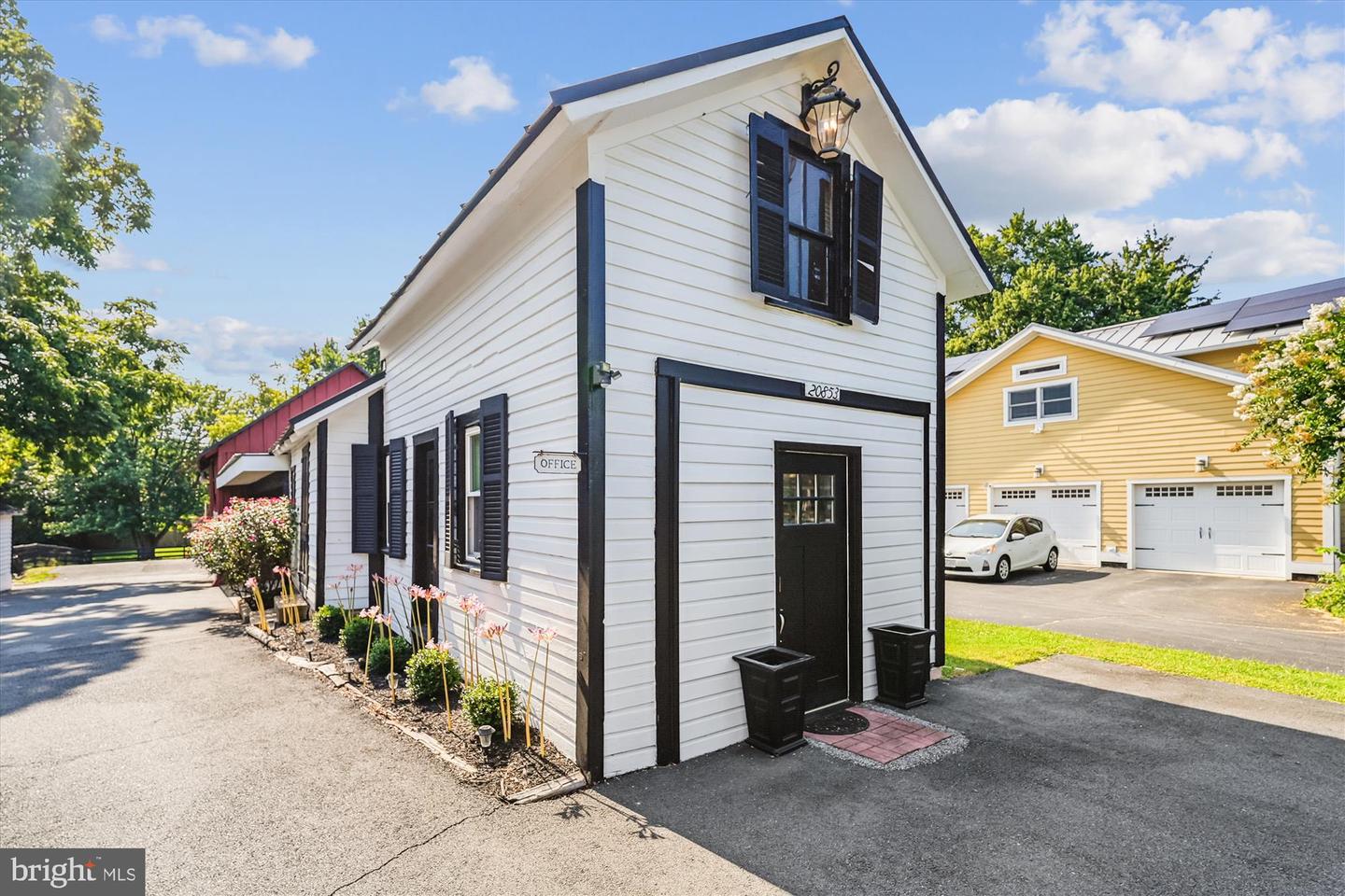 20857 ASHBURN RD, ASHBURN, Virginia 20147, 4 Bedrooms Bedrooms, ,3 BathroomsBathrooms,Residential,For sale,20857 ASHBURN RD,VALO2104486 MLS # VALO2104486