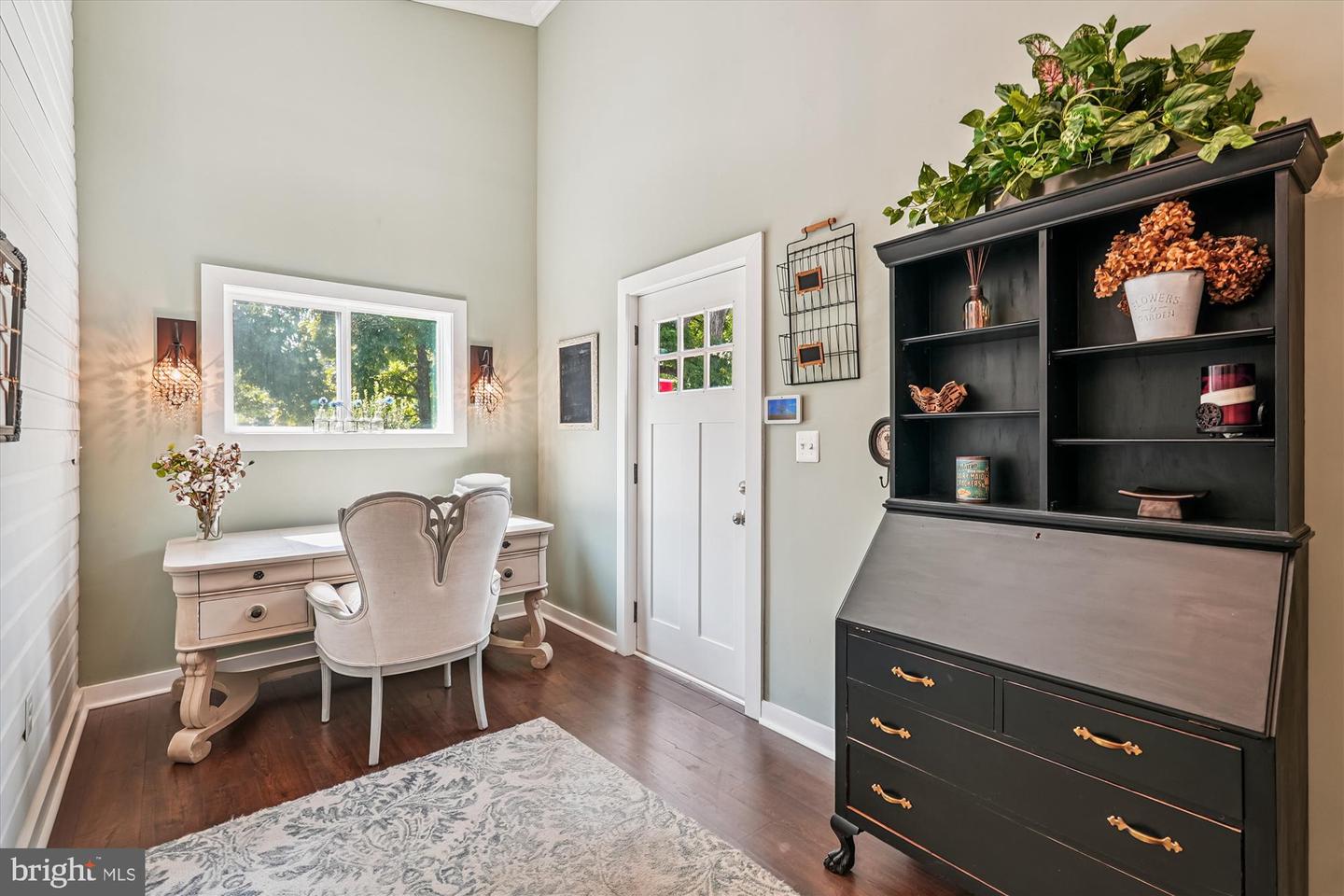 20857 ASHBURN RD, ASHBURN, Virginia 20147, 4 Bedrooms Bedrooms, ,3 BathroomsBathrooms,Residential,For sale,20857 ASHBURN RD,VALO2104486 MLS # VALO2104486