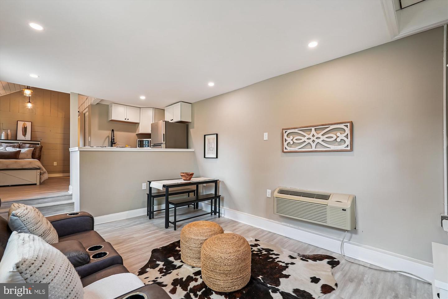 20857 ASHBURN RD, ASHBURN, Virginia 20147, 4 Bedrooms Bedrooms, ,3 BathroomsBathrooms,Residential,For sale,20857 ASHBURN RD,VALO2104486 MLS # VALO2104486