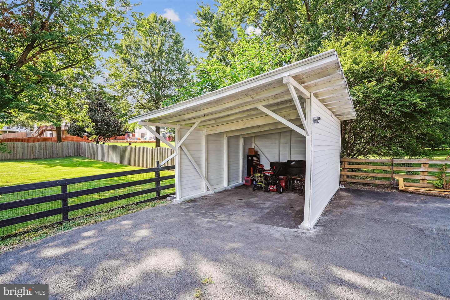 20857 ASHBURN RD, ASHBURN, Virginia 20147, 4 Bedrooms Bedrooms, ,3 BathroomsBathrooms,Residential,For sale,20857 ASHBURN RD,VALO2104486 MLS # VALO2104486