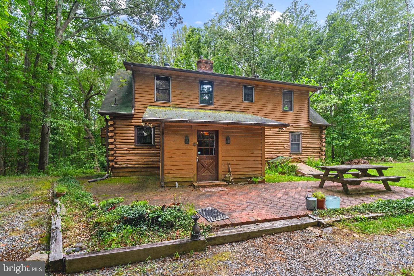 6106 HAMS FORD RD, SPOTSYLVANIA, Virginia 22551, 5 Bedrooms Bedrooms, ,2 BathroomsBathrooms,Residential,For sale,6106 HAMS FORD RD,VASP2035474 MLS # VASP2035474