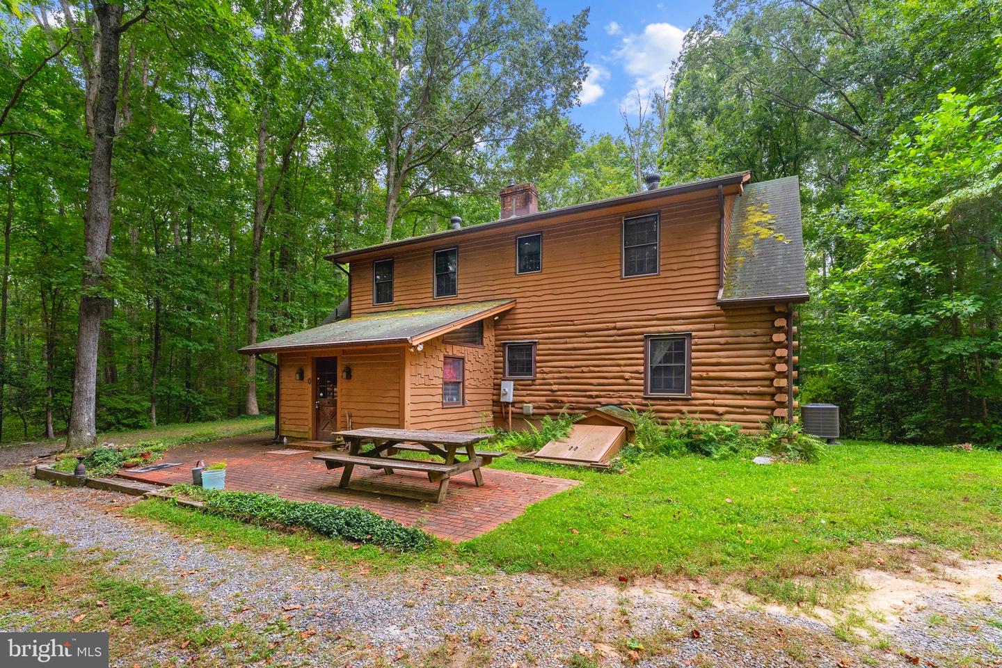 6106 HAMS FORD RD, SPOTSYLVANIA, Virginia 22551, 5 Bedrooms Bedrooms, ,2 BathroomsBathrooms,Residential,For sale,6106 HAMS FORD RD,VASP2035474 MLS # VASP2035474