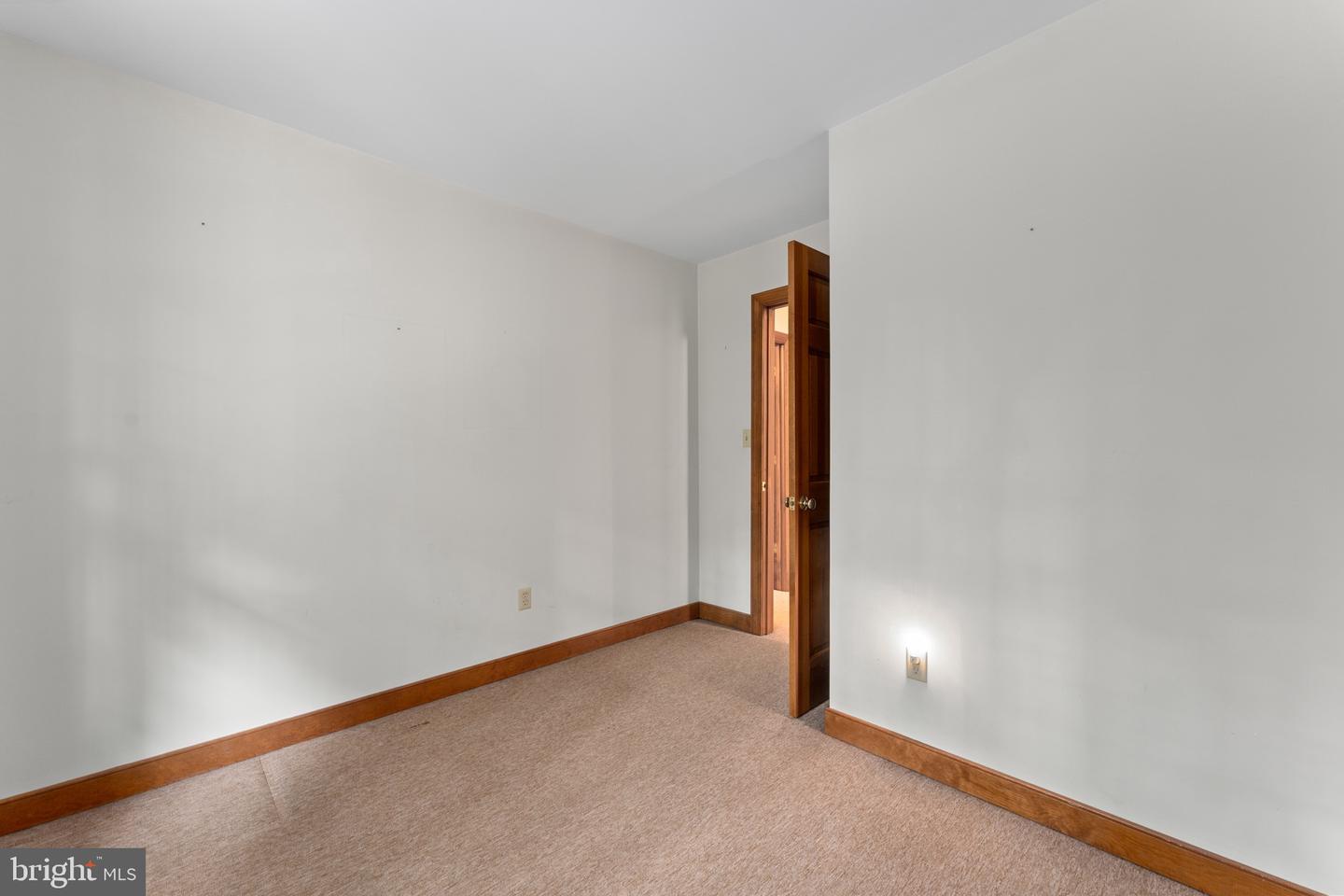6106 HAMS FORD RD, SPOTSYLVANIA, Virginia 22551, 5 Bedrooms Bedrooms, ,2 BathroomsBathrooms,Residential,For sale,6106 HAMS FORD RD,VASP2035474 MLS # VASP2035474