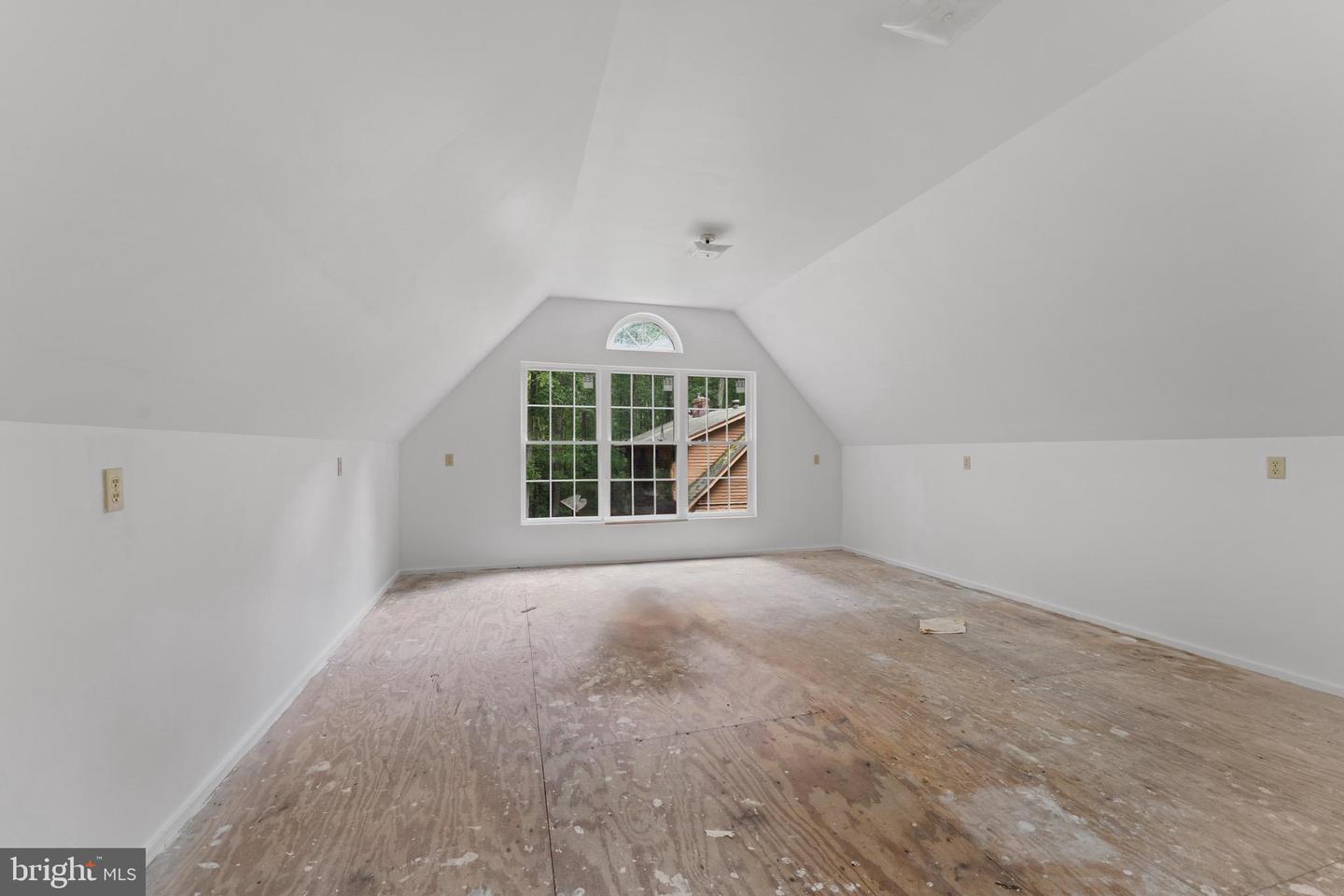 6106 HAMS FORD RD, SPOTSYLVANIA, Virginia 22551, 5 Bedrooms Bedrooms, ,2 BathroomsBathrooms,Residential,For sale,6106 HAMS FORD RD,VASP2035474 MLS # VASP2035474