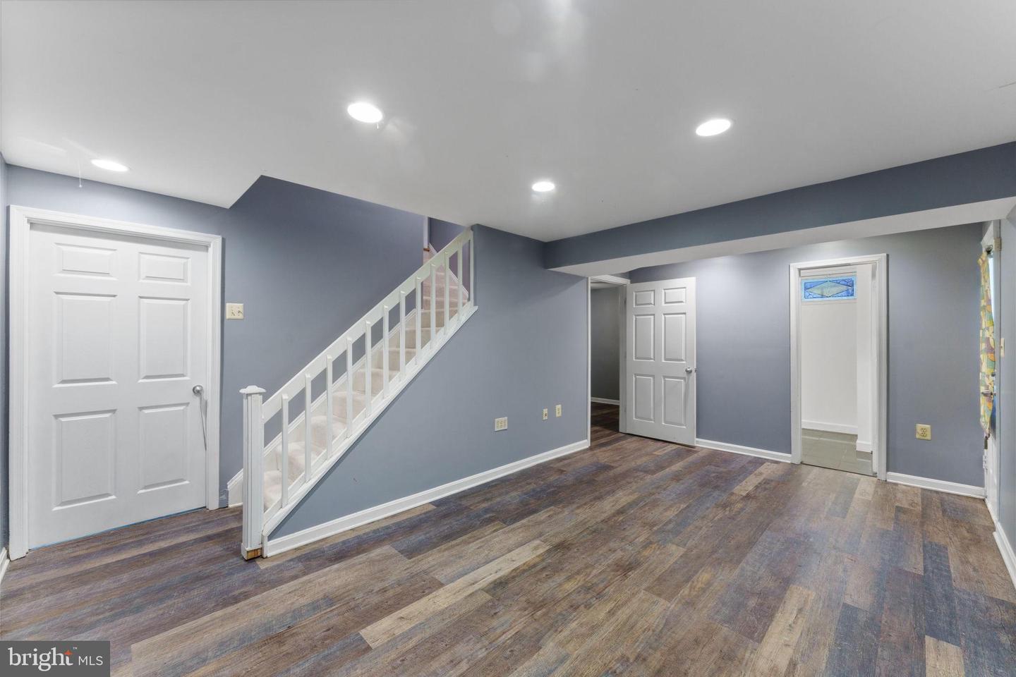 5600 ROCKY RUN DR, CENTREVILLE, Virginia 20120, 3 Bedrooms Bedrooms, ,3 BathroomsBathrooms,Residential,For sale,5600 ROCKY RUN DR,VAFX2261384 MLS # VAFX2261384