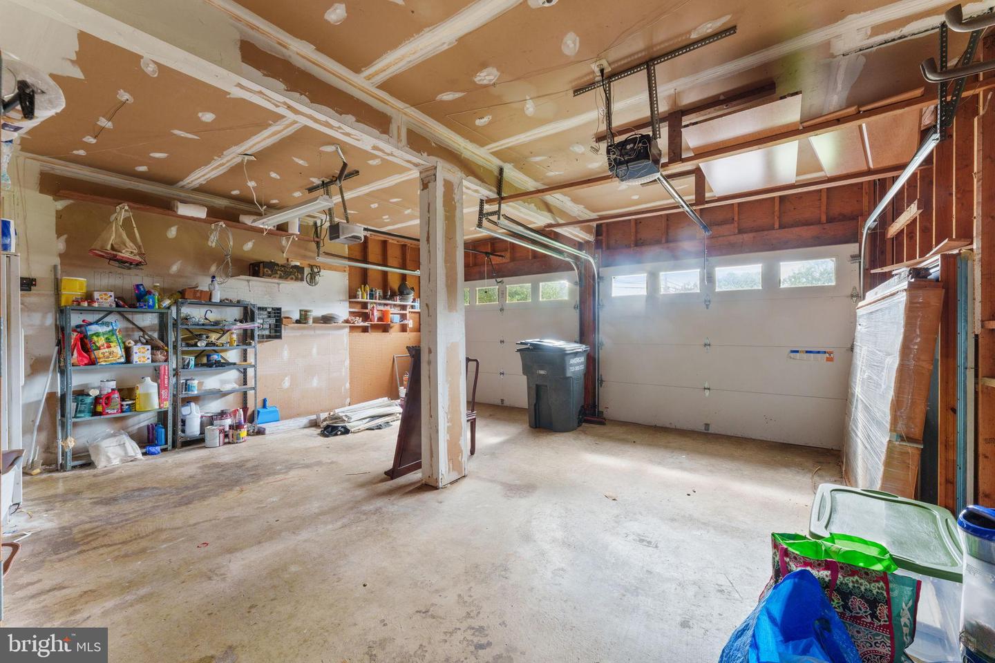 5600 ROCKY RUN DR, CENTREVILLE, Virginia 20120, 3 Bedrooms Bedrooms, ,3 BathroomsBathrooms,Residential,For sale,5600 ROCKY RUN DR,VAFX2261384 MLS # VAFX2261384