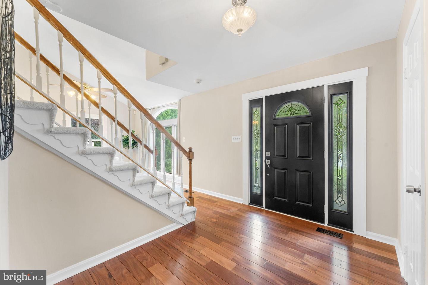 5600 ROCKY RUN DR, CENTREVILLE, Virginia 20120, 3 Bedrooms Bedrooms, ,3 BathroomsBathrooms,Residential,For sale,5600 ROCKY RUN DR,VAFX2261384 MLS # VAFX2261384