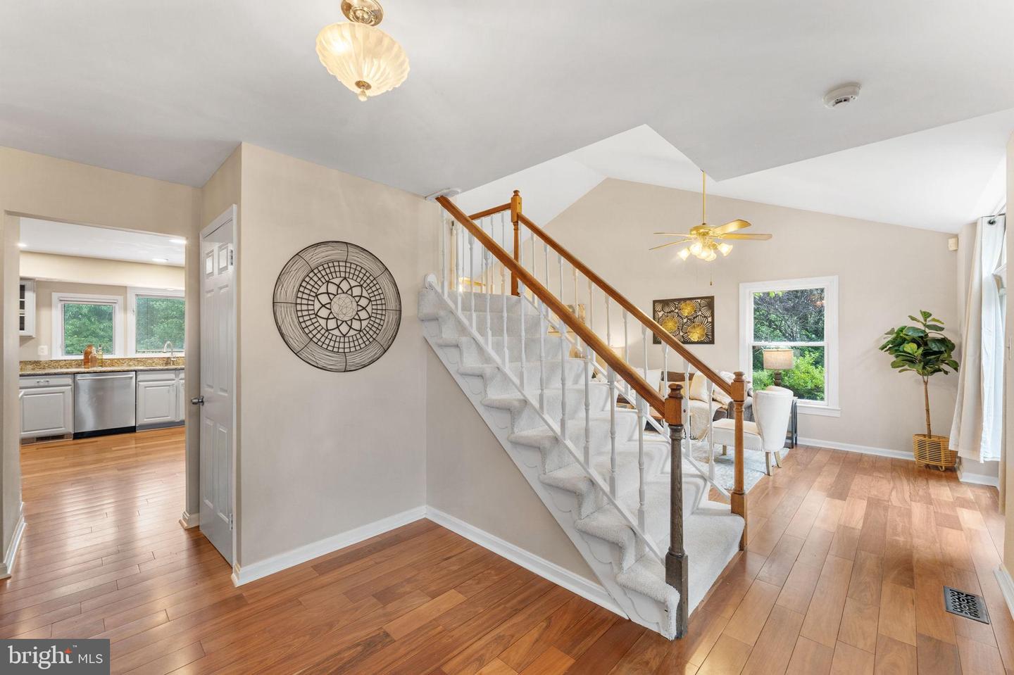 5600 ROCKY RUN DR, CENTREVILLE, Virginia 20120, 3 Bedrooms Bedrooms, ,3 BathroomsBathrooms,Residential,For sale,5600 ROCKY RUN DR,VAFX2261384 MLS # VAFX2261384