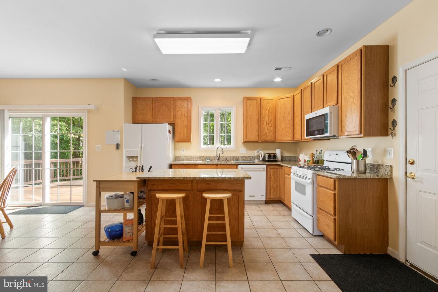 6712 CASTLETON DR, FREDERICKSBURG, Virginia 22407, 5 Bedrooms Bedrooms, ,3 BathroomsBathrooms,Residential,For sale,6712 CASTLETON DR,VASP2035498 MLS # VASP2035498