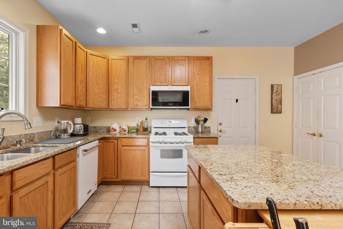 6712 CASTLETON DR, FREDERICKSBURG, Virginia 22407, 5 Bedrooms Bedrooms, ,3 BathroomsBathrooms,Residential,For sale,6712 CASTLETON DR,VASP2035498 MLS # VASP2035498