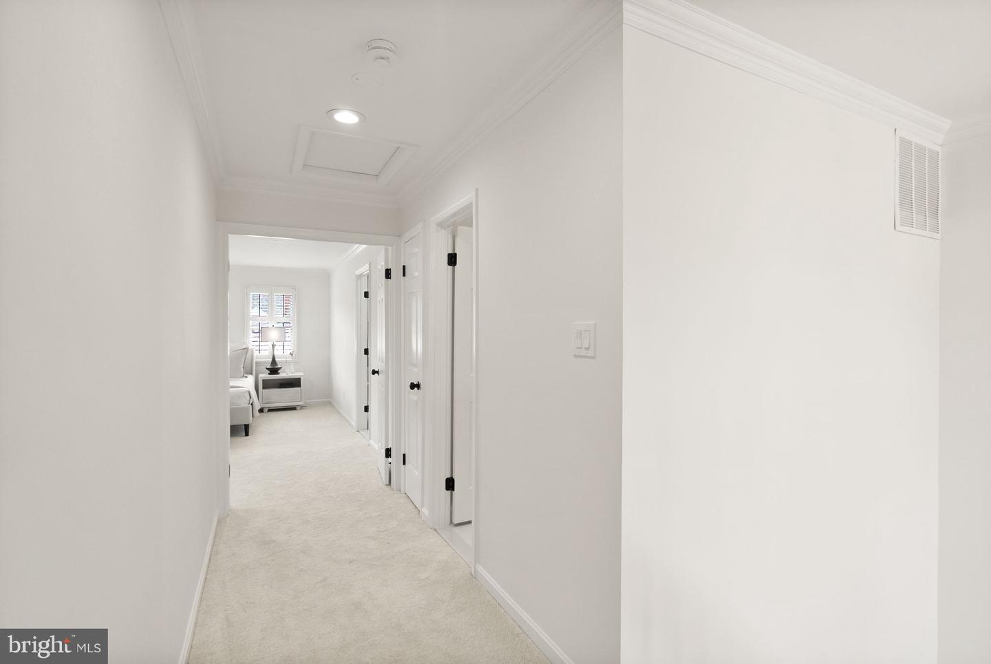 6655 MADISON MCLEAN DR, MCLEAN, Virginia 22101, 2 Bedrooms Bedrooms, ,3 BathroomsBathrooms,Residential,For sale,6655 MADISON MCLEAN DR,VAFX2261540 MLS # VAFX2261540