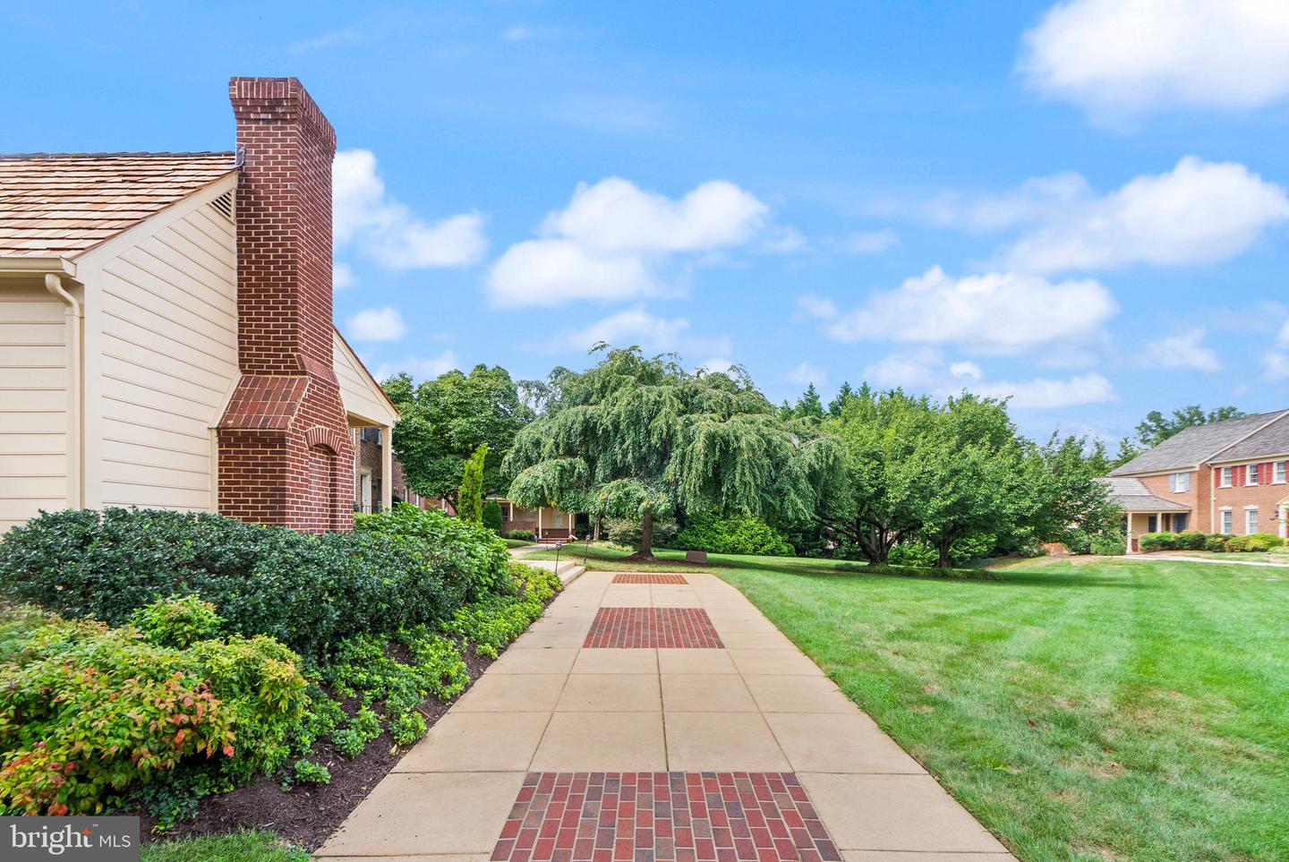 6655 MADISON MCLEAN DR, MCLEAN, Virginia 22101, 2 Bedrooms Bedrooms, ,3 BathroomsBathrooms,Residential,For sale,6655 MADISON MCLEAN DR,VAFX2261540 MLS # VAFX2261540