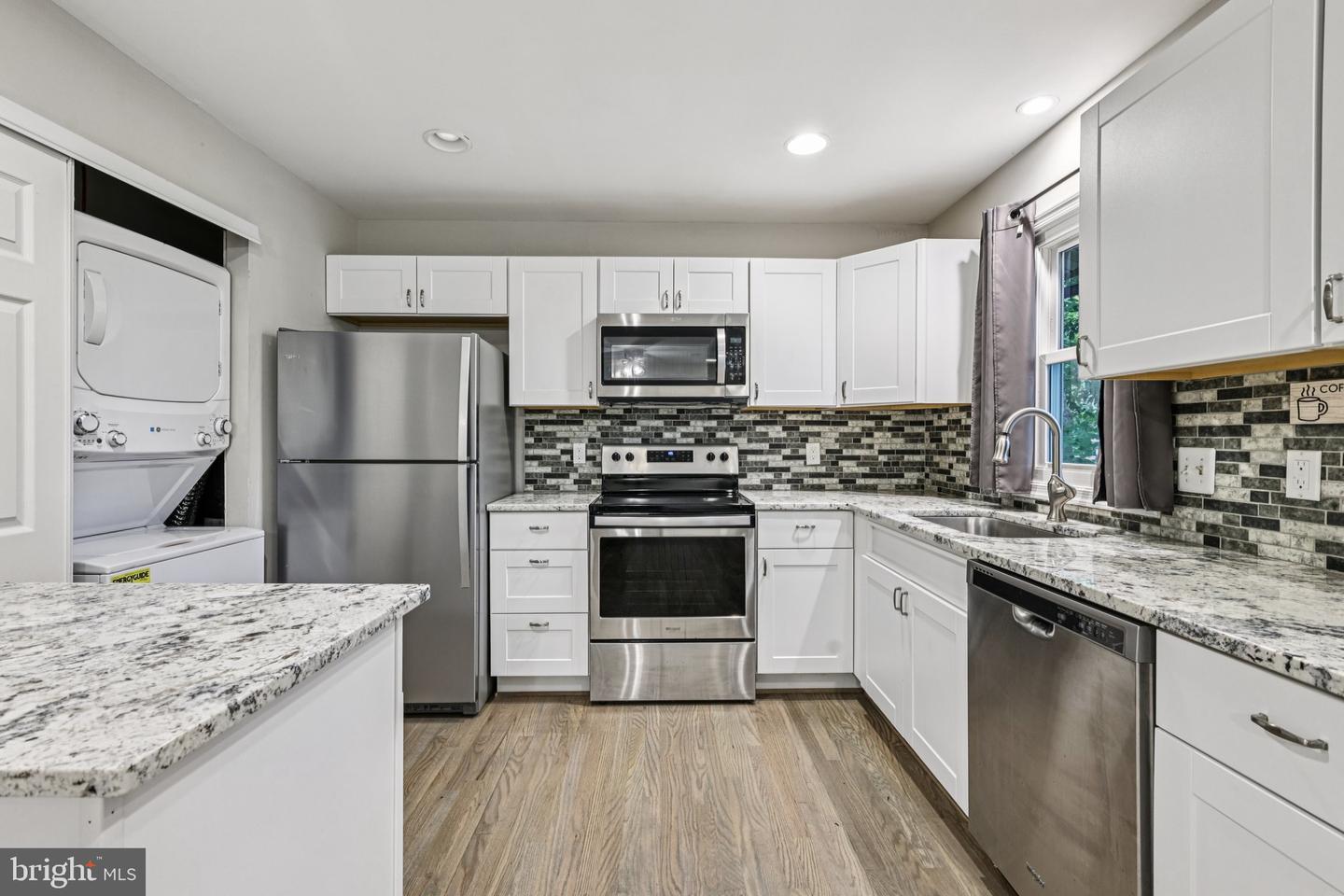 2852 CHABLIS CIR #14A, WOODBRIDGE, Virginia 22192, 2 Bedrooms Bedrooms, ,1 BathroomBathrooms,Residential,For sale,2852 CHABLIS CIR #14A,VAPW2101782 MLS # VAPW2101782