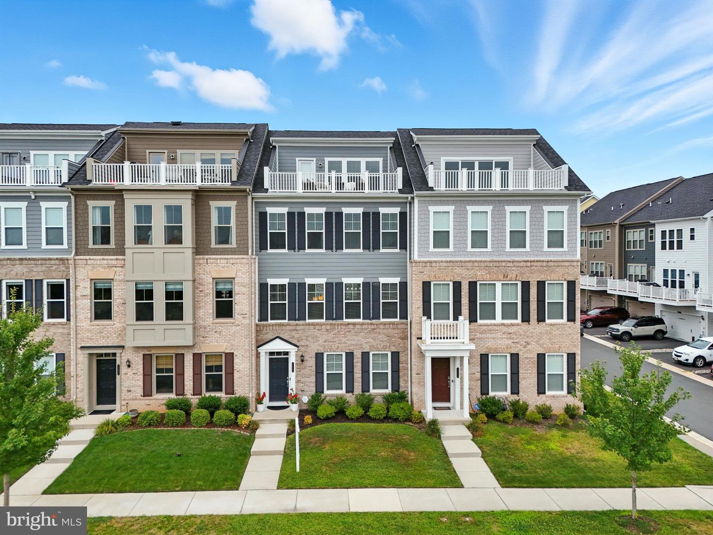 17233 BRANCHED OAK RD, DUMFRIES, Virginia 22026, 4 Bedrooms Bedrooms, ,3 BathroomsBathrooms,Residential,For sale,17233 BRANCHED OAK RD,VAPW2101640 MLS # VAPW2101640