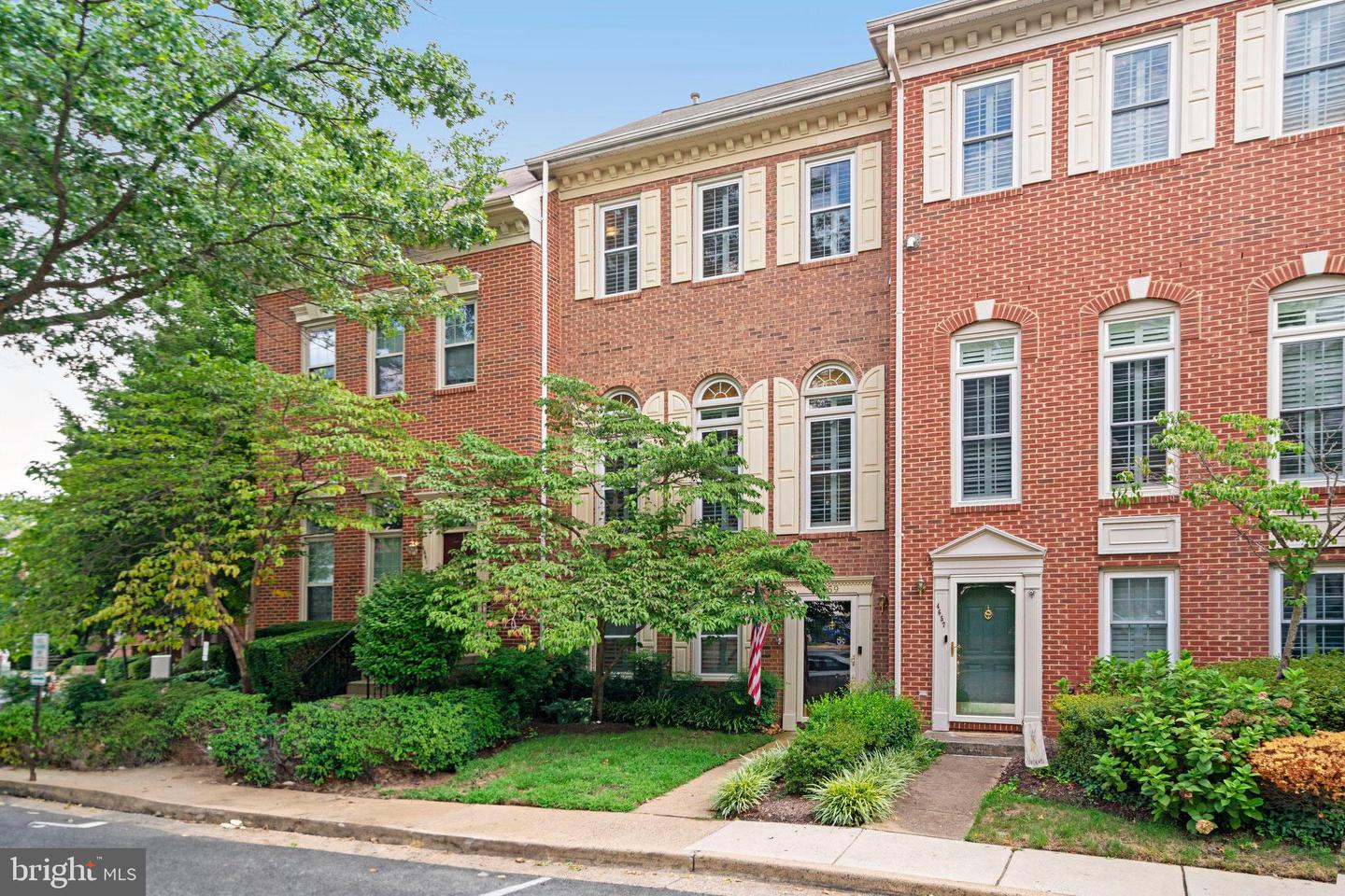 4659 LAMBERT DR, ALEXANDRIA, Virginia 22311, 3 Bedrooms Bedrooms, ,2 BathroomsBathrooms,Residential,For sale,4659 LAMBERT DR,VAAX2048692 MLS # VAAX2048692