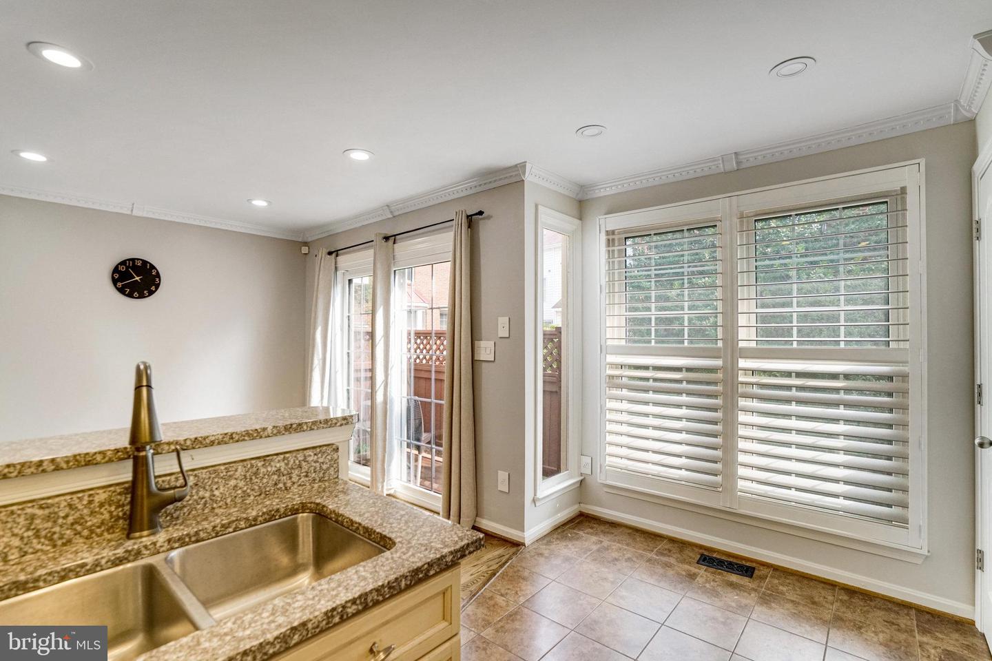 4659 LAMBERT DR, ALEXANDRIA, Virginia 22311, 3 Bedrooms Bedrooms, ,2 BathroomsBathrooms,Residential,For sale,4659 LAMBERT DR,VAAX2048692 MLS # VAAX2048692