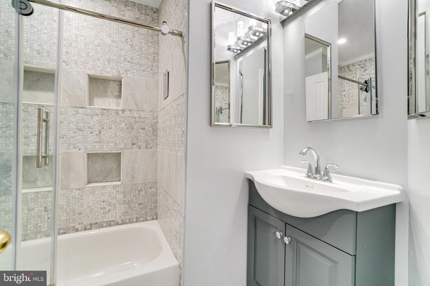 4659 LAMBERT DR, ALEXANDRIA, Virginia 22311, 3 Bedrooms Bedrooms, ,2 BathroomsBathrooms,Residential,For sale,4659 LAMBERT DR,VAAX2048692 MLS # VAAX2048692