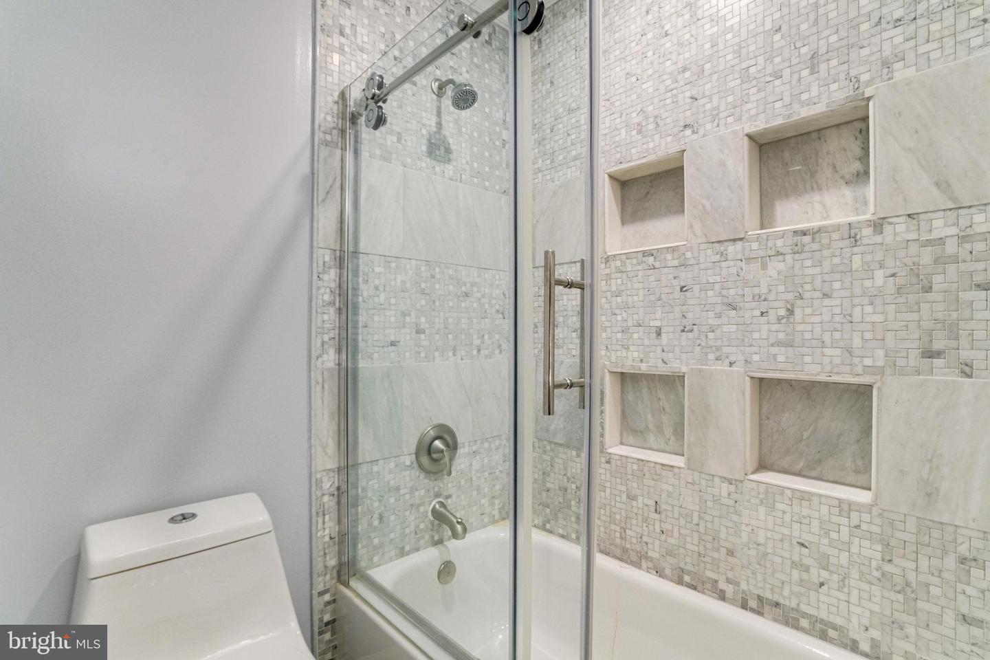 4659 LAMBERT DR, ALEXANDRIA, Virginia 22311, 3 Bedrooms Bedrooms, ,2 BathroomsBathrooms,Residential,For sale,4659 LAMBERT DR,VAAX2048692 MLS # VAAX2048692