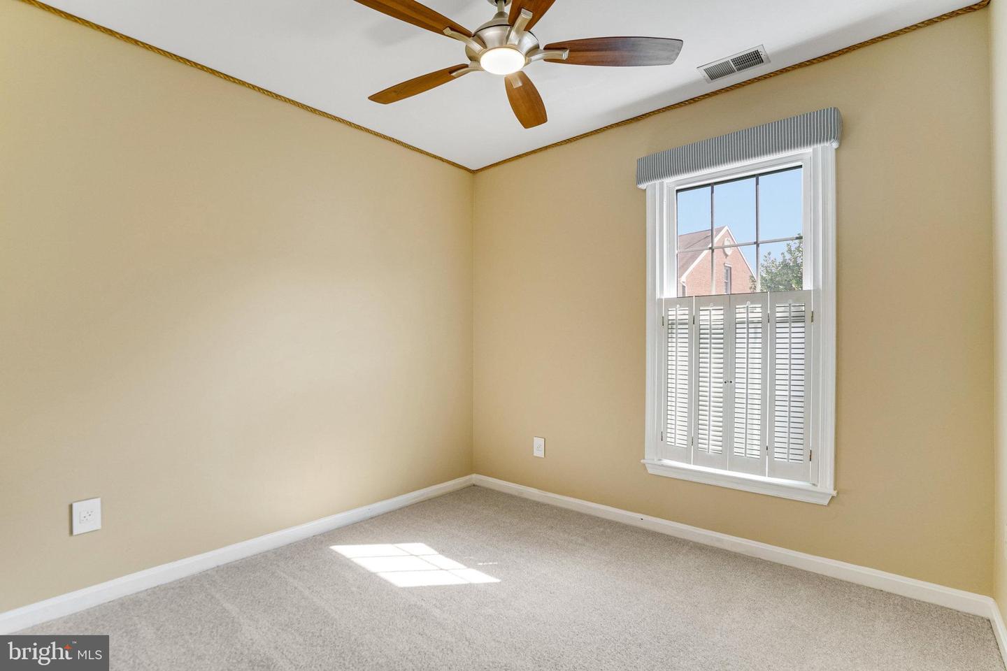 4659 LAMBERT DR, ALEXANDRIA, Virginia 22311, 3 Bedrooms Bedrooms, ,2 BathroomsBathrooms,Residential,For sale,4659 LAMBERT DR,VAAX2048692 MLS # VAAX2048692