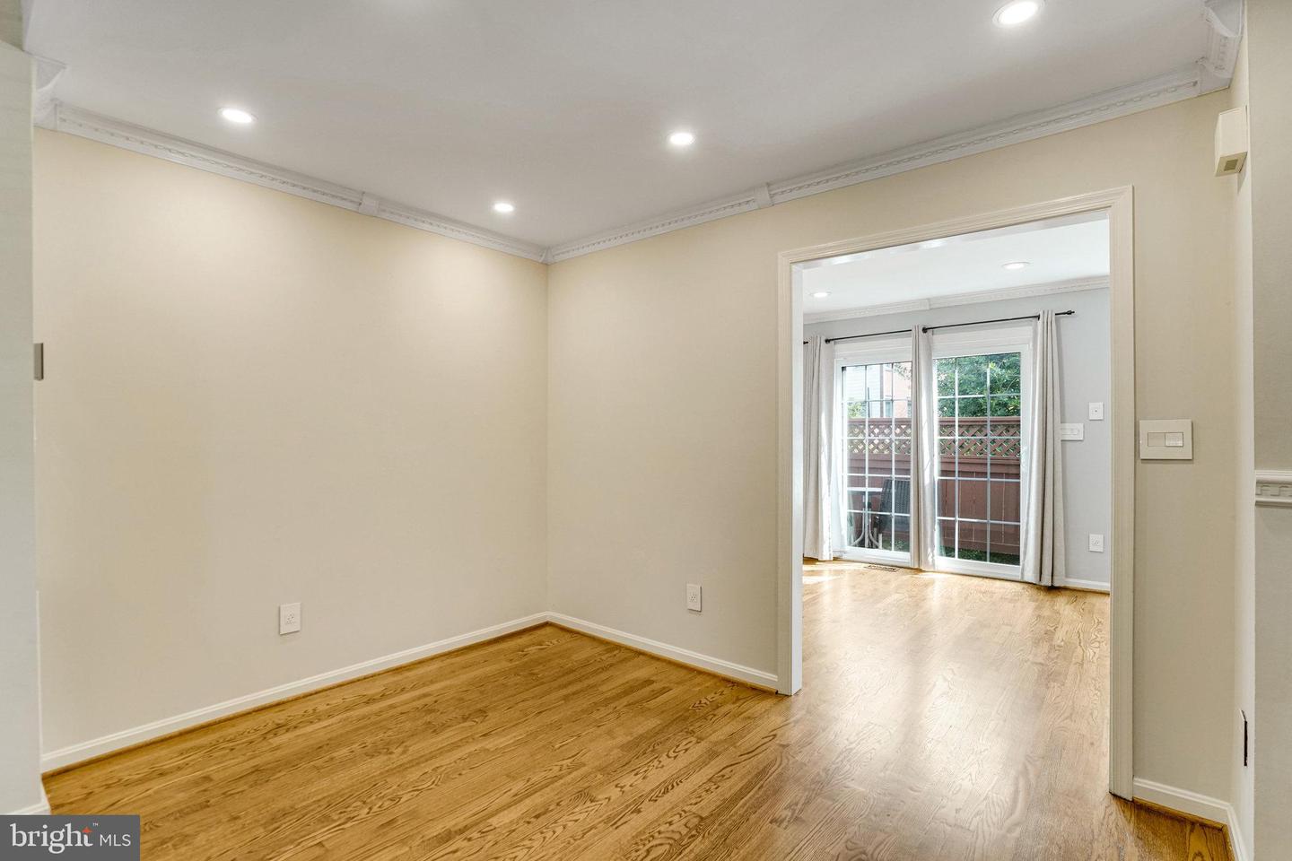 4659 LAMBERT DR, ALEXANDRIA, Virginia 22311, 3 Bedrooms Bedrooms, ,2 BathroomsBathrooms,Residential,For sale,4659 LAMBERT DR,VAAX2048692 MLS # VAAX2048692