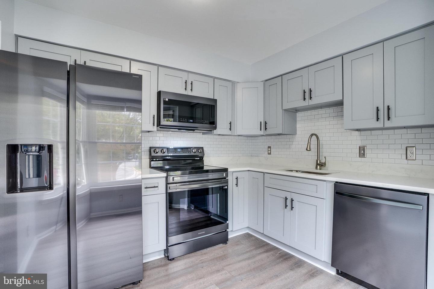 5950 HERITAGE SQUARE DR, BURKE, Virginia 22015, 3 Bedrooms Bedrooms, ,2 BathroomsBathrooms,Residential,For sale,5950 HERITAGE SQUARE DR,VAFX2261826 MLS # VAFX2261826