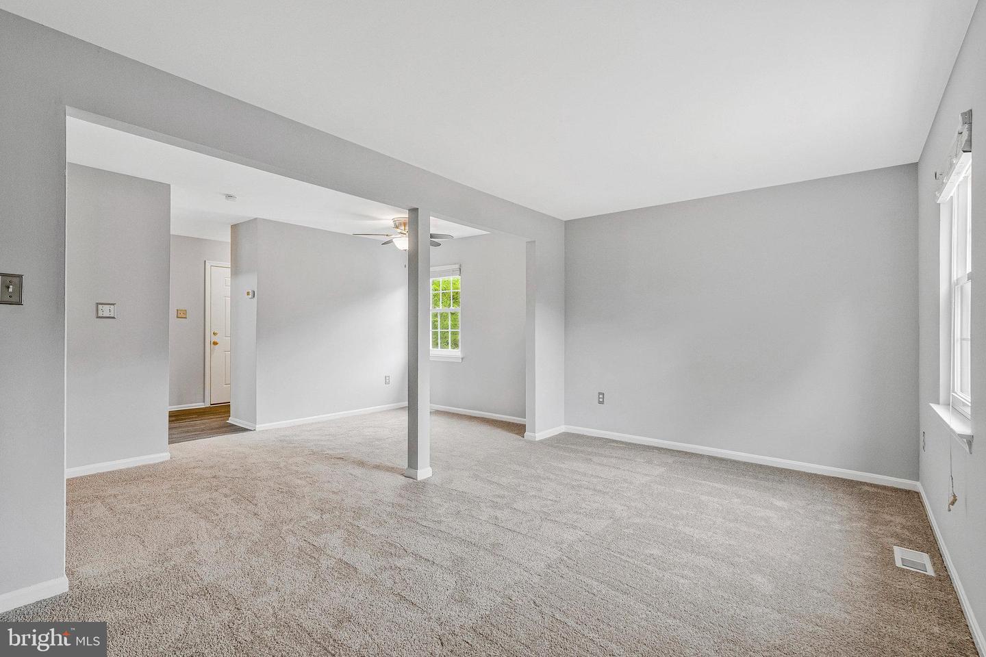 5950 HERITAGE SQUARE DR, BURKE, Virginia 22015, 3 Bedrooms Bedrooms, ,2 BathroomsBathrooms,Residential,For sale,5950 HERITAGE SQUARE DR,VAFX2261826 MLS # VAFX2261826