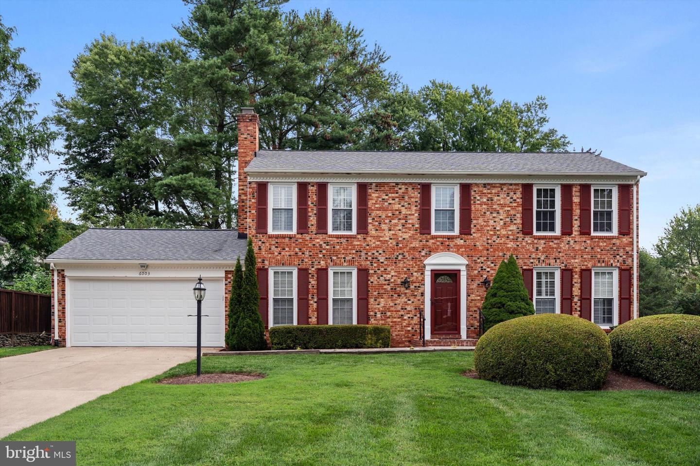 6003 LINCOLNWOOD CT, BURKE, Virginia 22015, 4 Bedrooms Bedrooms, ,2 BathroomsBathrooms,Residential,For sale,6003 LINCOLNWOOD CT,VAFX2261836 MLS # VAFX2261836