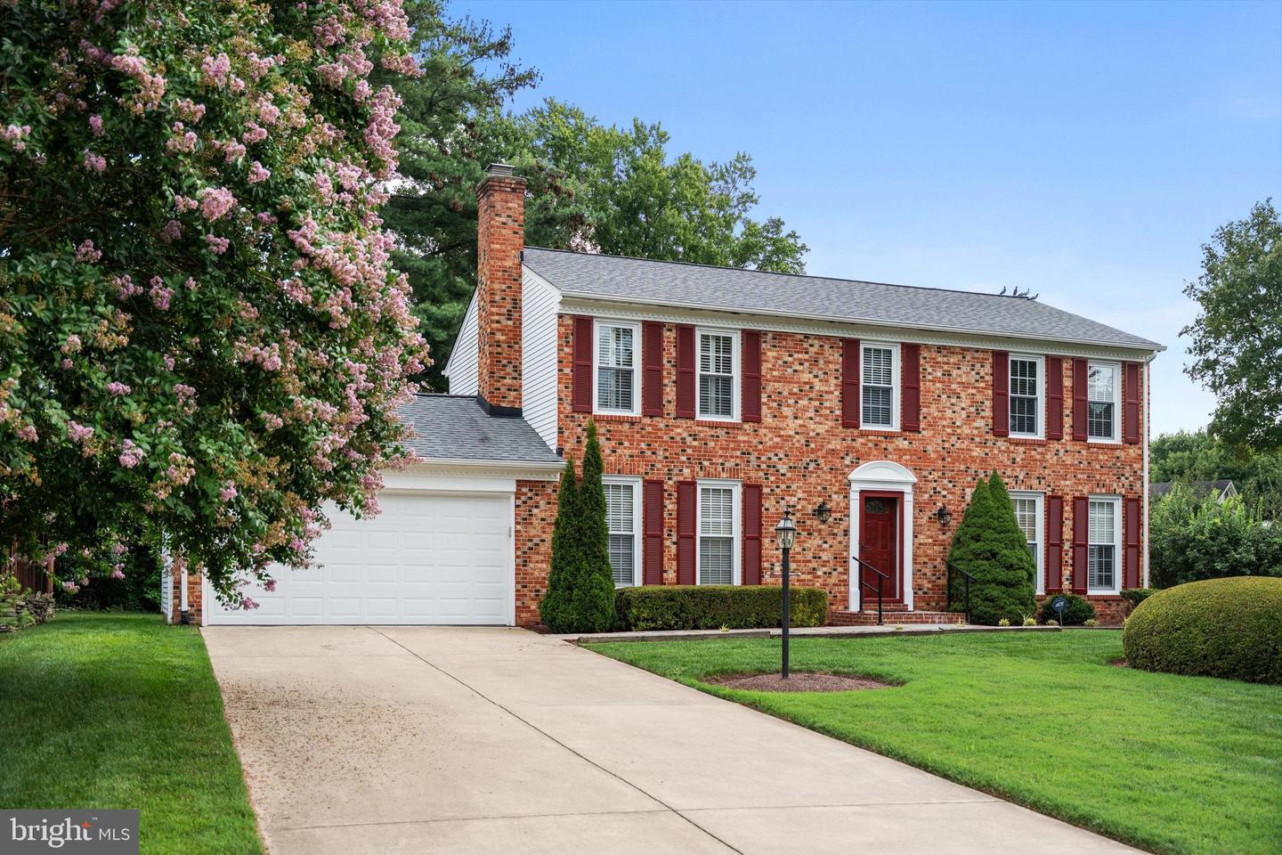 6003 LINCOLNWOOD CT, BURKE, Virginia 22015, 4 Bedrooms Bedrooms, ,2 BathroomsBathrooms,Residential,For sale,6003 LINCOLNWOOD CT,VAFX2261836 MLS # VAFX2261836