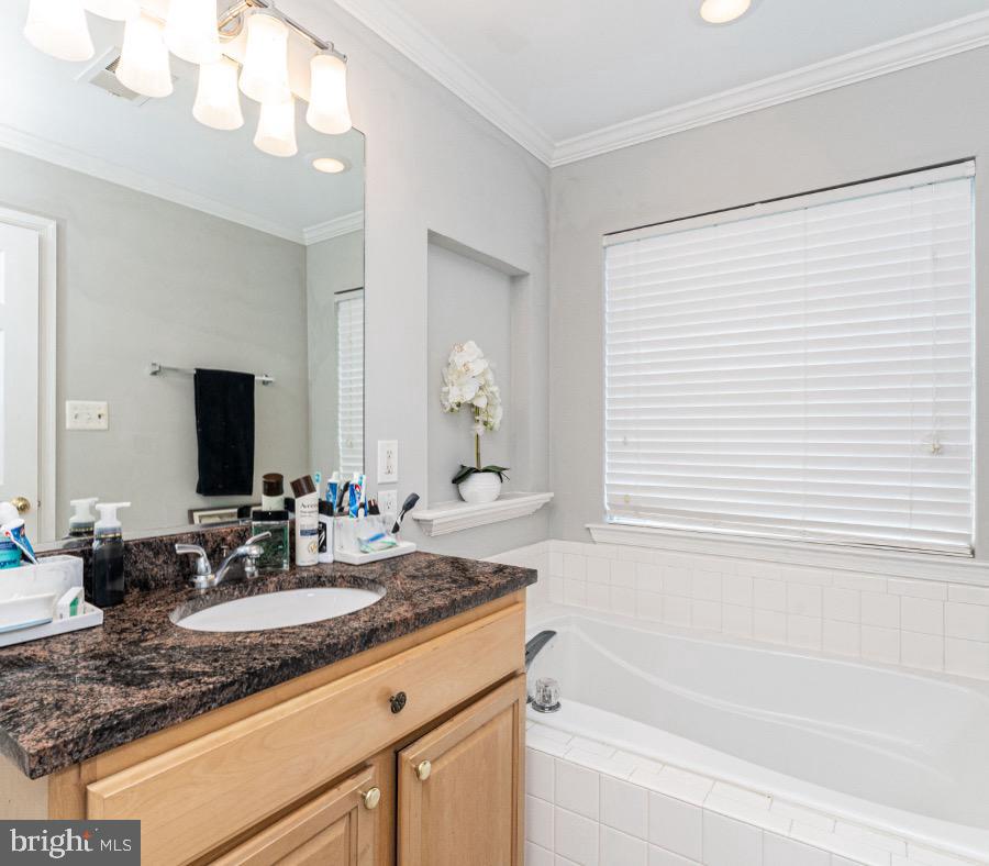 45518 LAKEMONT SQ, STERLING, Virginia 20165, 3 Bedrooms Bedrooms, 13 Rooms Rooms,3 BathroomsBathrooms,Residential,For sale,45518 LAKEMONT SQ,VALO2104782 MLS # VALO2104782