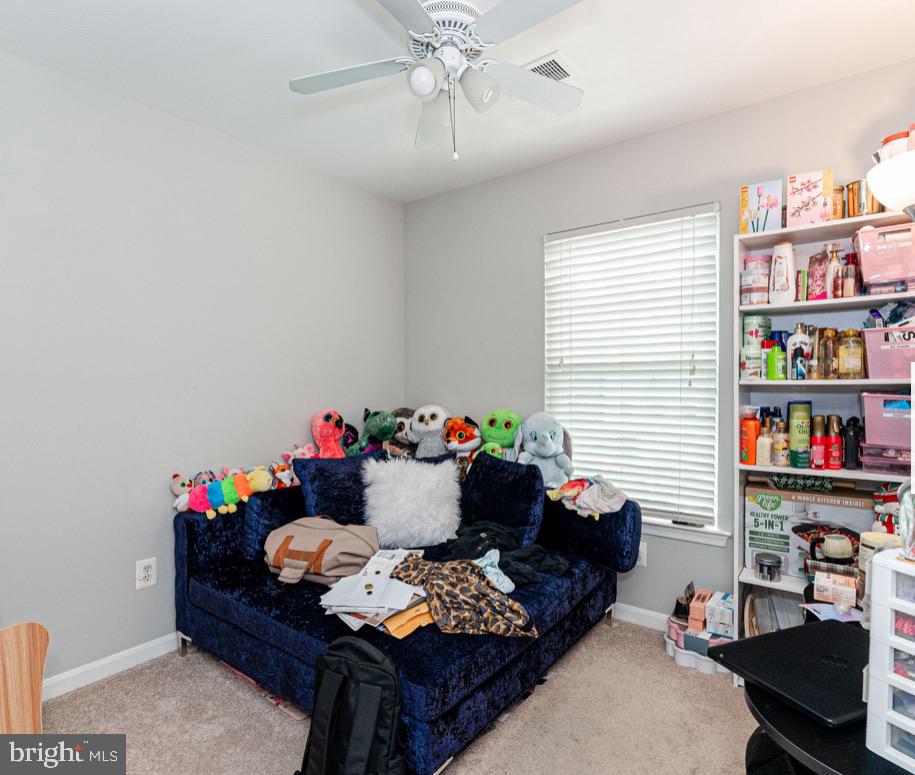 45518 LAKEMONT SQ, STERLING, Virginia 20165, 3 Bedrooms Bedrooms, 13 Rooms Rooms,3 BathroomsBathrooms,Residential,For sale,45518 LAKEMONT SQ,VALO2104782 MLS # VALO2104782
