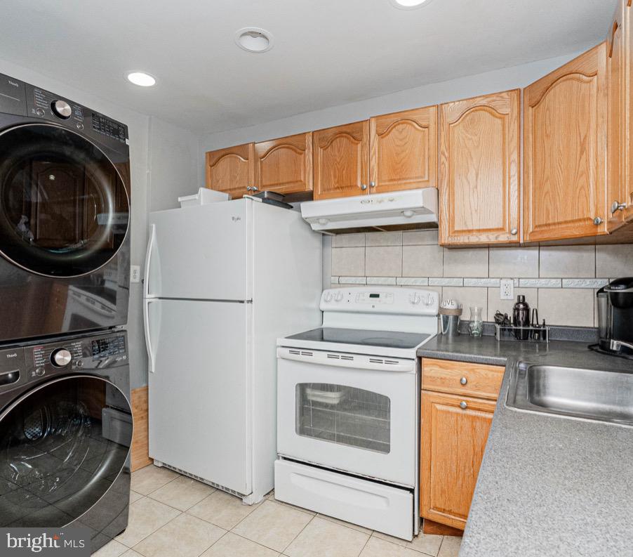 45518 LAKEMONT SQ, STERLING, Virginia 20165, 3 Bedrooms Bedrooms, 13 Rooms Rooms,3 BathroomsBathrooms,Residential,For sale,45518 LAKEMONT SQ,VALO2104782 MLS # VALO2104782