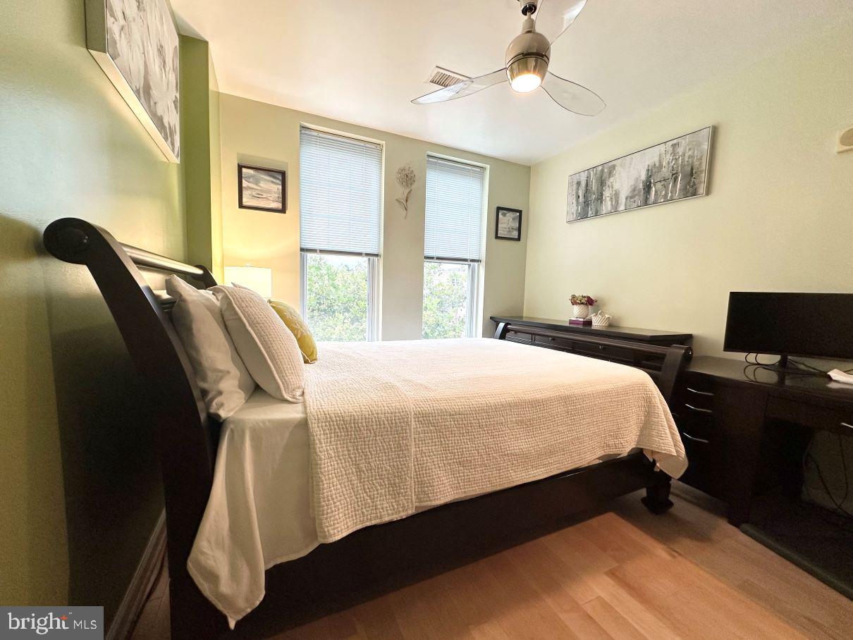 444 W BROAD ST W #403, FALLS CHURCH, Virginia 22046, 2 Bedrooms Bedrooms, ,2 BathroomsBathrooms,Residential,For sale,444 W BROAD ST W #403,VAFA2003220 MLS # VAFA2003220
