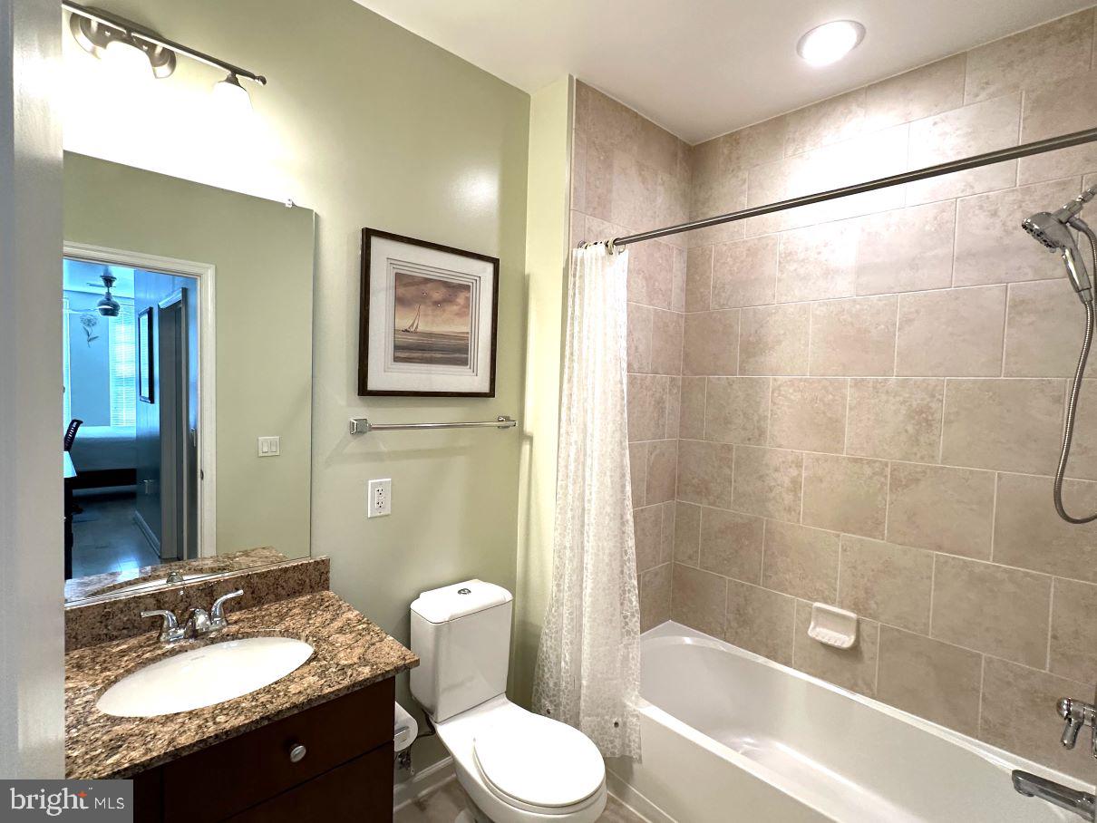 444 W BROAD ST W #403, FALLS CHURCH, Virginia 22046, 2 Bedrooms Bedrooms, ,2 BathroomsBathrooms,Residential,For sale,444 W BROAD ST W #403,VAFA2003220 MLS # VAFA2003220