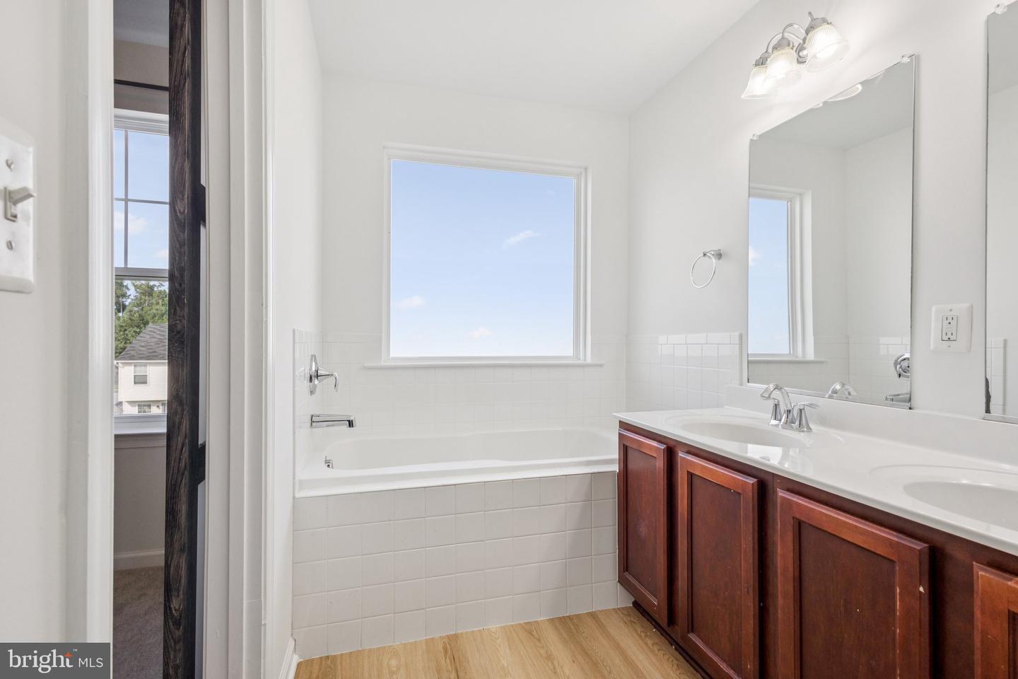 18413 CONGRESSIONAL CIR, RUTHER GLEN, Virginia 22546, 3 Bedrooms Bedrooms, ,2 BathroomsBathrooms,Residential,For sale,18413 CONGRESSIONAL CIR,VACV2008690 MLS # VACV2008690