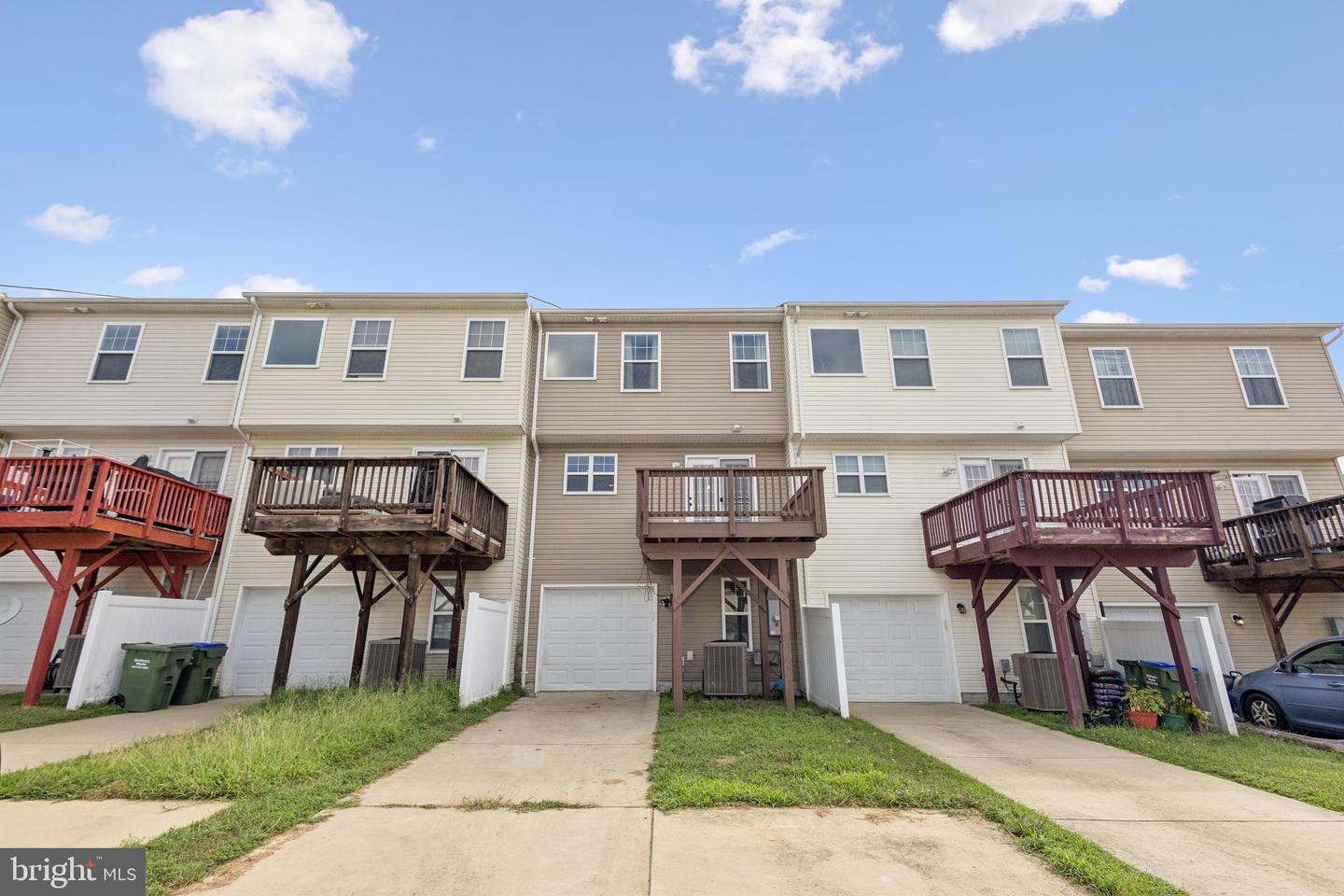 18413 CONGRESSIONAL CIR, RUTHER GLEN, Virginia 22546, 3 Bedrooms Bedrooms, ,2 BathroomsBathrooms,Residential,For sale,18413 CONGRESSIONAL CIR,VACV2008690 MLS # VACV2008690