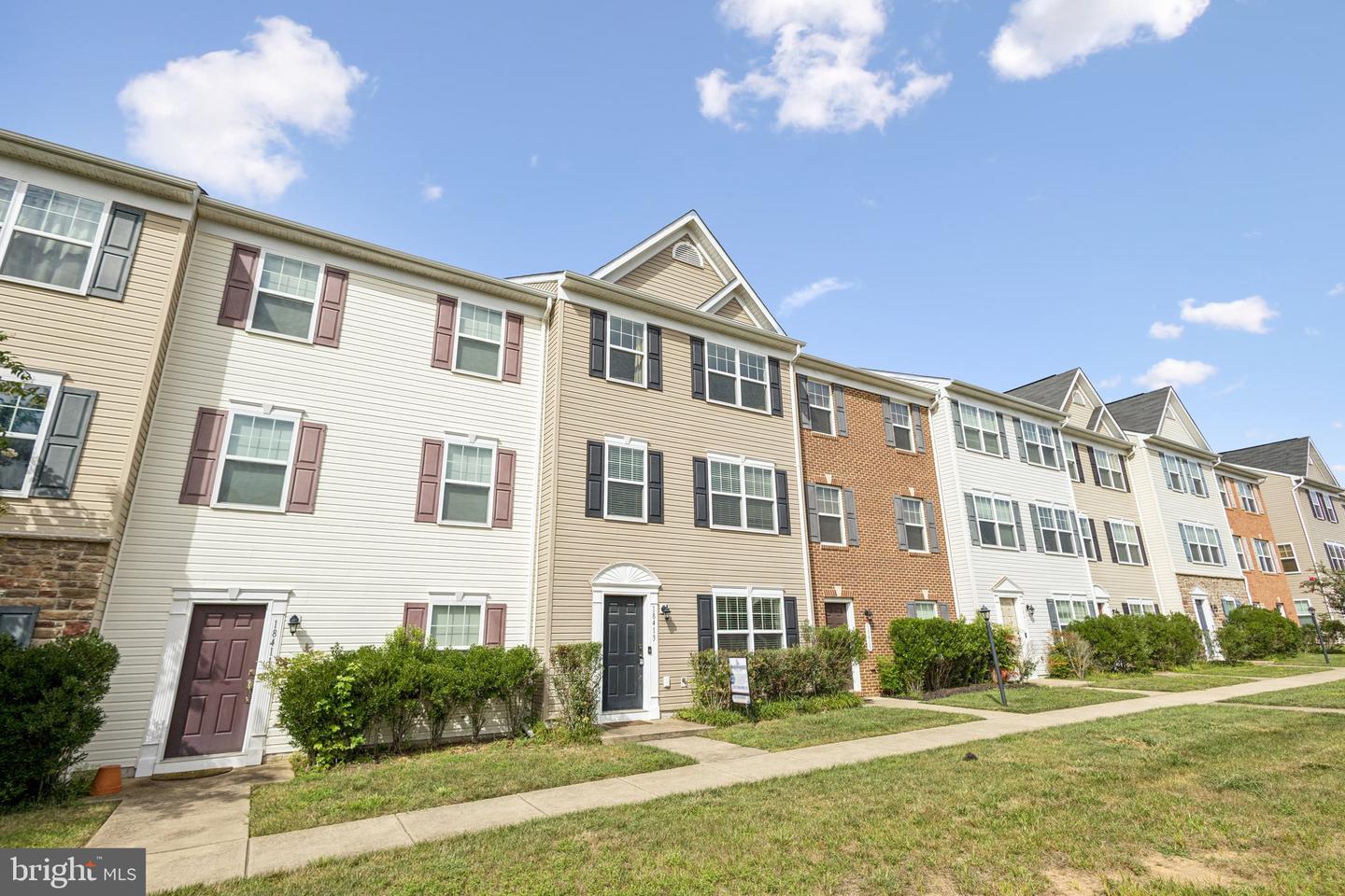 18413 CONGRESSIONAL CIR, RUTHER GLEN, Virginia 22546, 3 Bedrooms Bedrooms, ,2 BathroomsBathrooms,Residential,For sale,18413 CONGRESSIONAL CIR,VACV2008690 MLS # VACV2008690
