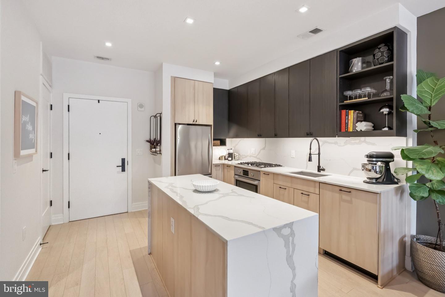 900 11TH ST SE #106, WASHINGTON, District Of Columbia 20003, 1 Bedroom Bedrooms, ,1 BathroomBathrooms,Residential,For sale,900 11TH ST SE #106,DCDC2215756 MLS # DCDC2215756 900 11TH ST SE #106, WASHINGTON, District Of Columbia 20003, 1 Bedroom Bedrooms, ,1 BathroomBathrooms,Residential,For sale,900 11TH ST SE #106,DCDC2215756 MLS # DCDC2215756