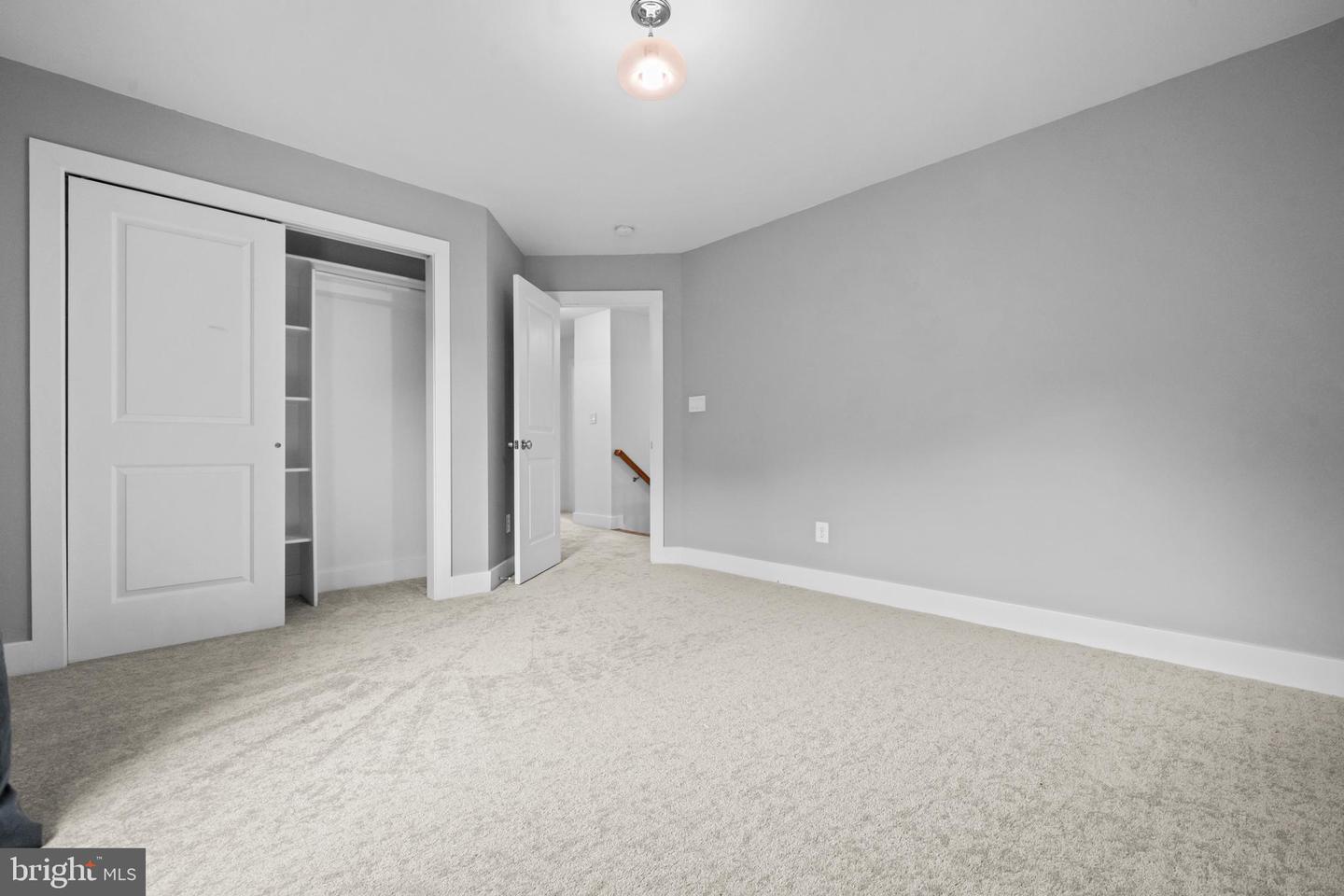 4101 HIGH POINT CT, ANNANDALE, Virginia 22003, 6 Bedrooms Bedrooms, ,4 BathroomsBathrooms,Residential,For sale,4101 HIGH POINT CT,VAFX2262246 MLS # VAFX2262246