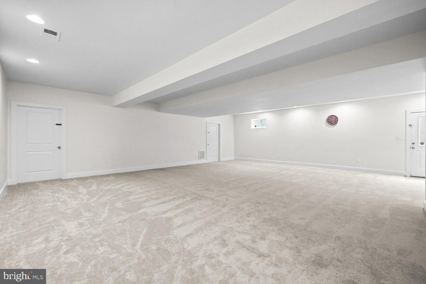 4101 HIGH POINT CT, ANNANDALE, Virginia 22003, 6 Bedrooms Bedrooms, ,4 BathroomsBathrooms,Residential,For sale,4101 HIGH POINT CT,VAFX2262246 MLS # VAFX2262246