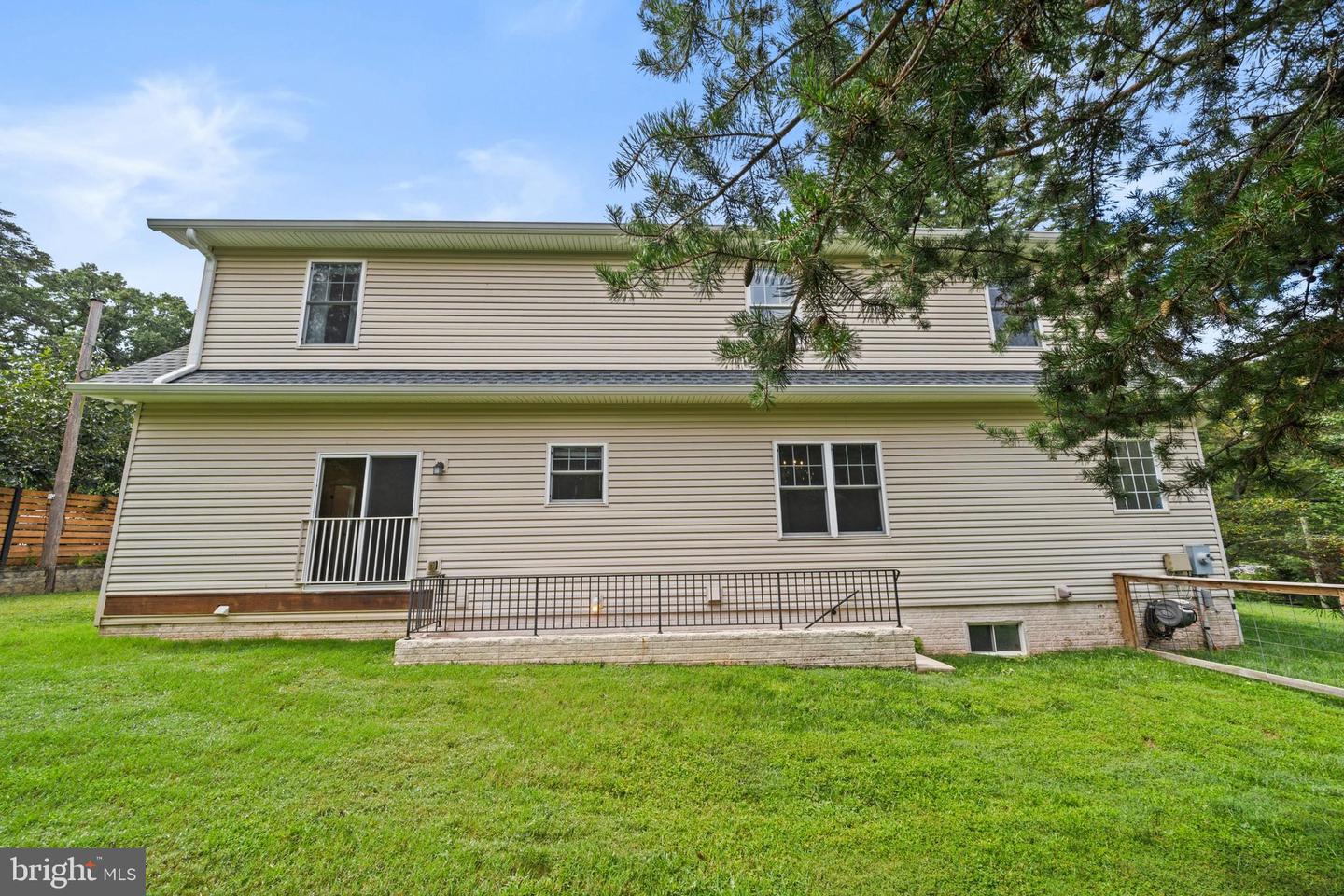 4101 HIGH POINT CT, ANNANDALE, Virginia 22003, 6 Bedrooms Bedrooms, ,4 BathroomsBathrooms,Residential,For sale,4101 HIGH POINT CT,VAFX2262246 MLS # VAFX2262246
