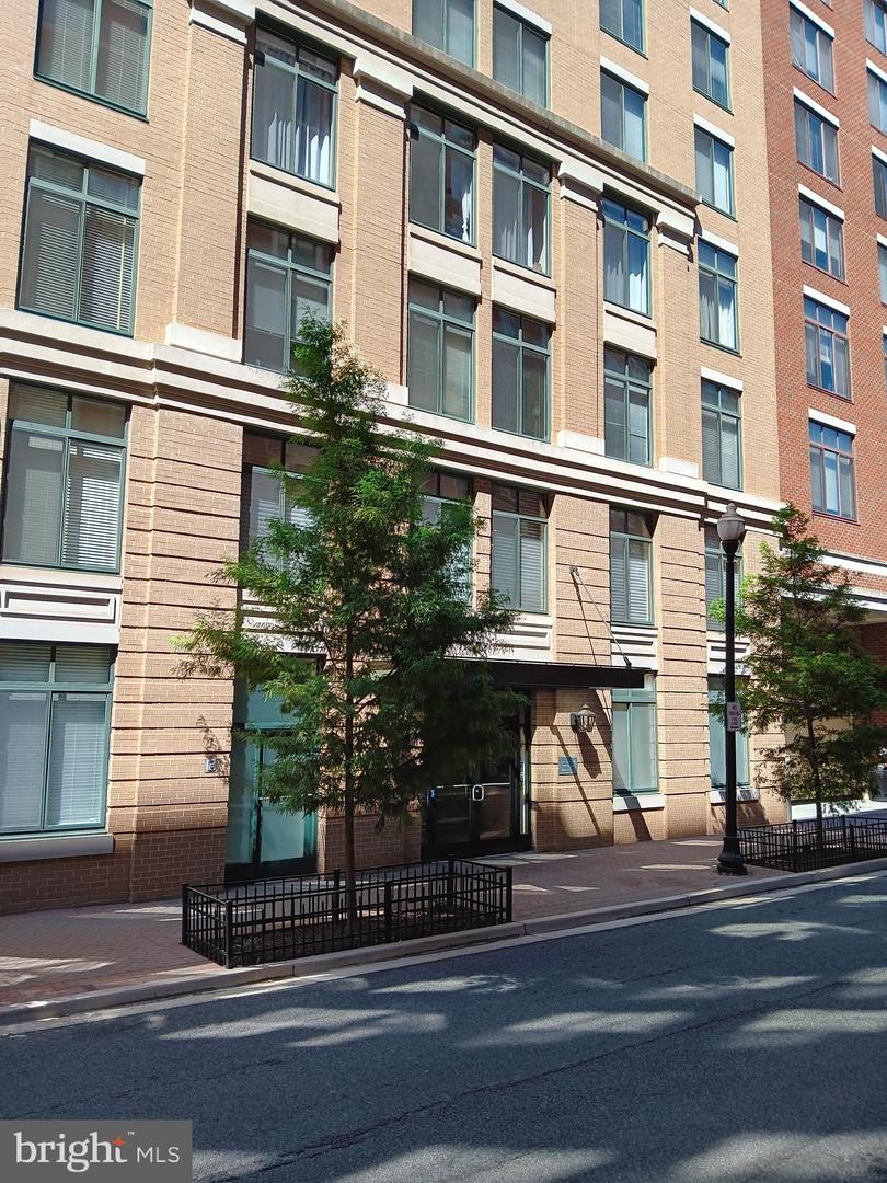 1205-NORTH GARFIELD ST #808, ARLINGTON, Virginia 22201, 2 Bedrooms Bedrooms, ,2 BathroomsBathrooms,Residential,For sale,1205-NORTH GARFIELD ST #808,VAAR2062474 MLS # VAAR2062474