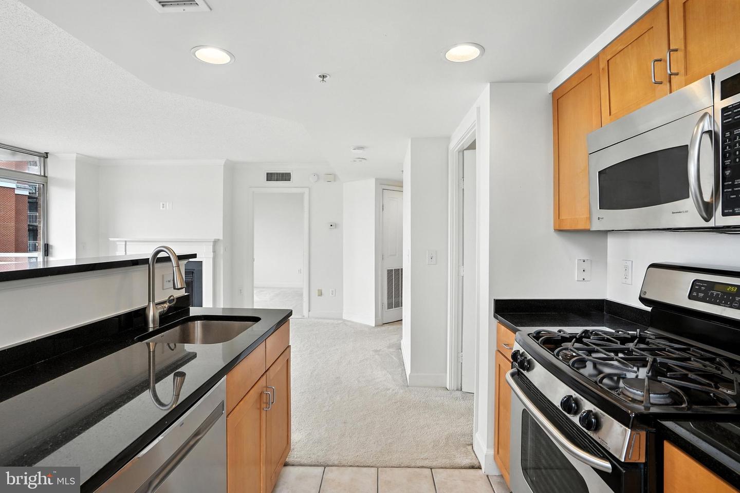 1205-NORTH GARFIELD ST #808, ARLINGTON, Virginia 22201, 2 Bedrooms Bedrooms, ,2 BathroomsBathrooms,Residential,For sale,1205-NORTH GARFIELD ST #808,VAAR2062474 MLS # VAAR2062474