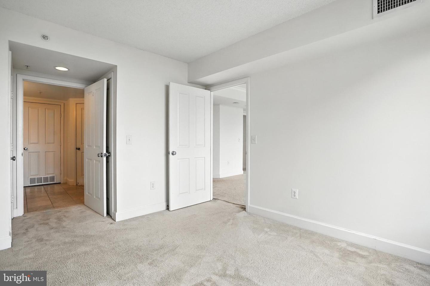 1205-NORTH GARFIELD ST #808, ARLINGTON, Virginia 22201, 2 Bedrooms Bedrooms, ,2 BathroomsBathrooms,Residential,For sale,1205-NORTH GARFIELD ST #808,VAAR2062474 MLS # VAAR2062474