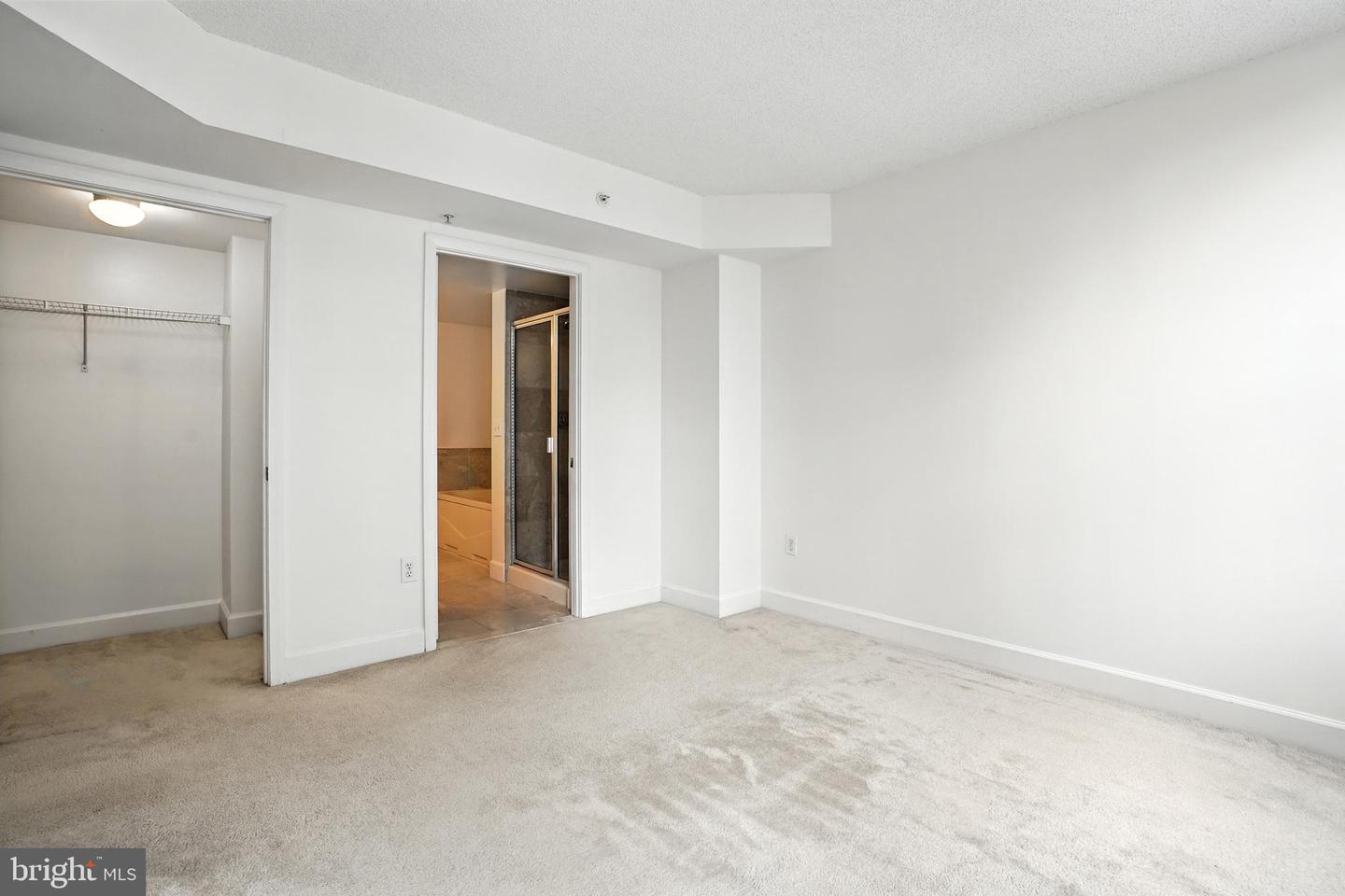 1205-NORTH GARFIELD ST #808, ARLINGTON, Virginia 22201, 2 Bedrooms Bedrooms, ,2 BathroomsBathrooms,Residential,For sale,1205-NORTH GARFIELD ST #808,VAAR2062474 MLS # VAAR2062474