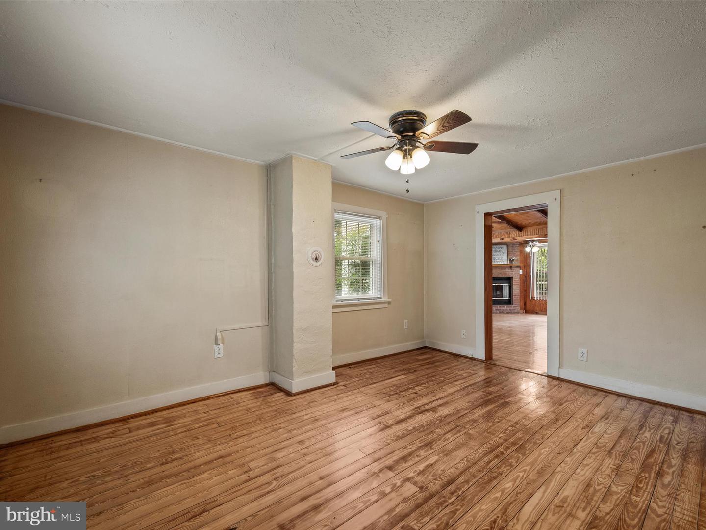 2050 CRUMS CHURCH RD, BERRYVILLE, Virginia 22611, 3 Bedrooms Bedrooms, ,2 BathroomsBathrooms,Residential,For sale,2050 CRUMS CHURCH RD,VACL2005982 MLS # VACL2005982